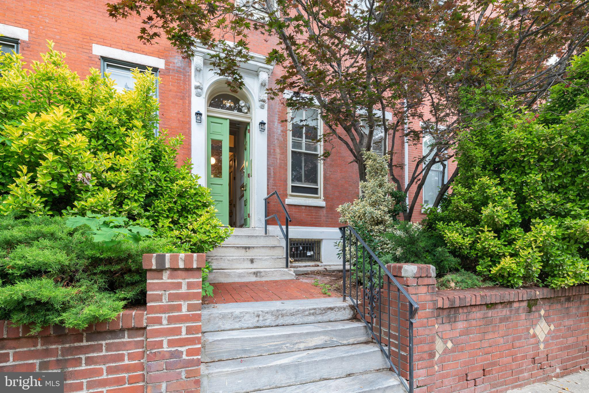 ART MUSEUM AREA - Residential