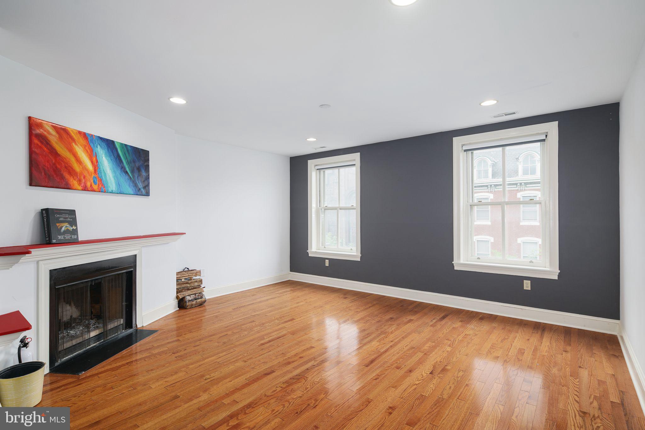 ART MUSEUM AREA - Residential