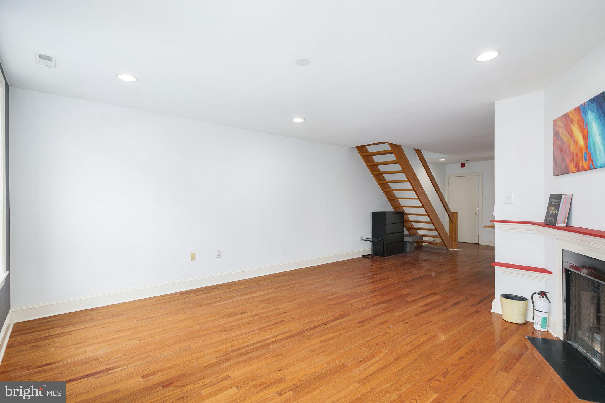 ART MUSEUM AREA - Residential