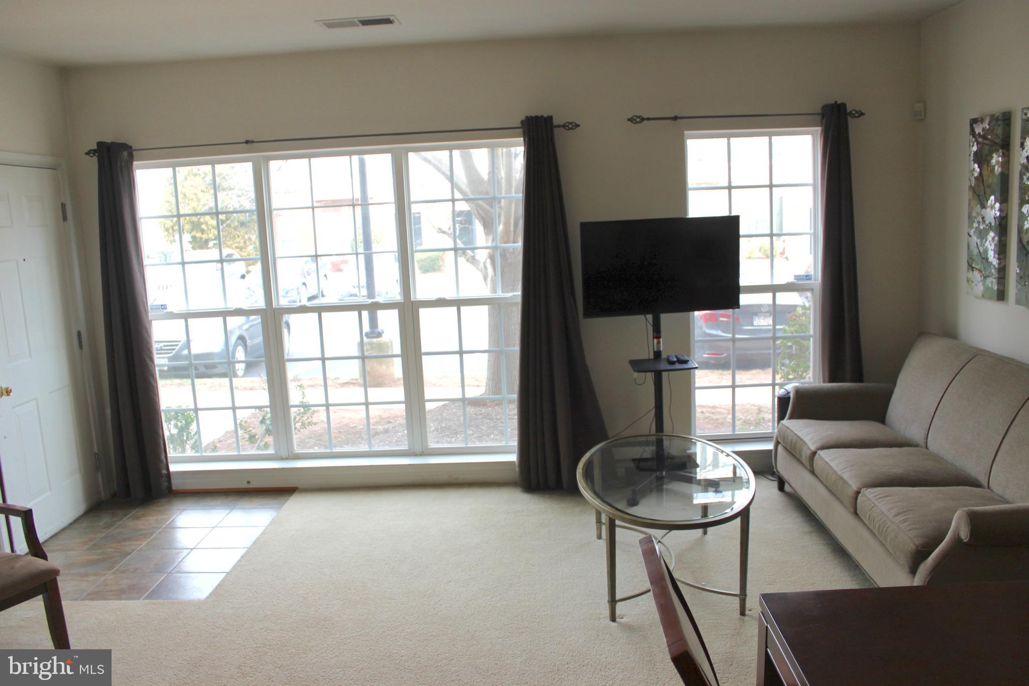 MARKET CENTER CONDOMINIUM - Residential Lease