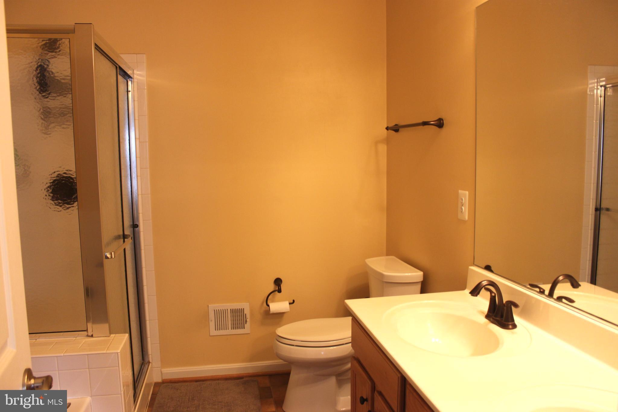 MARKET CENTER CONDOMINIUM - Residential Lease