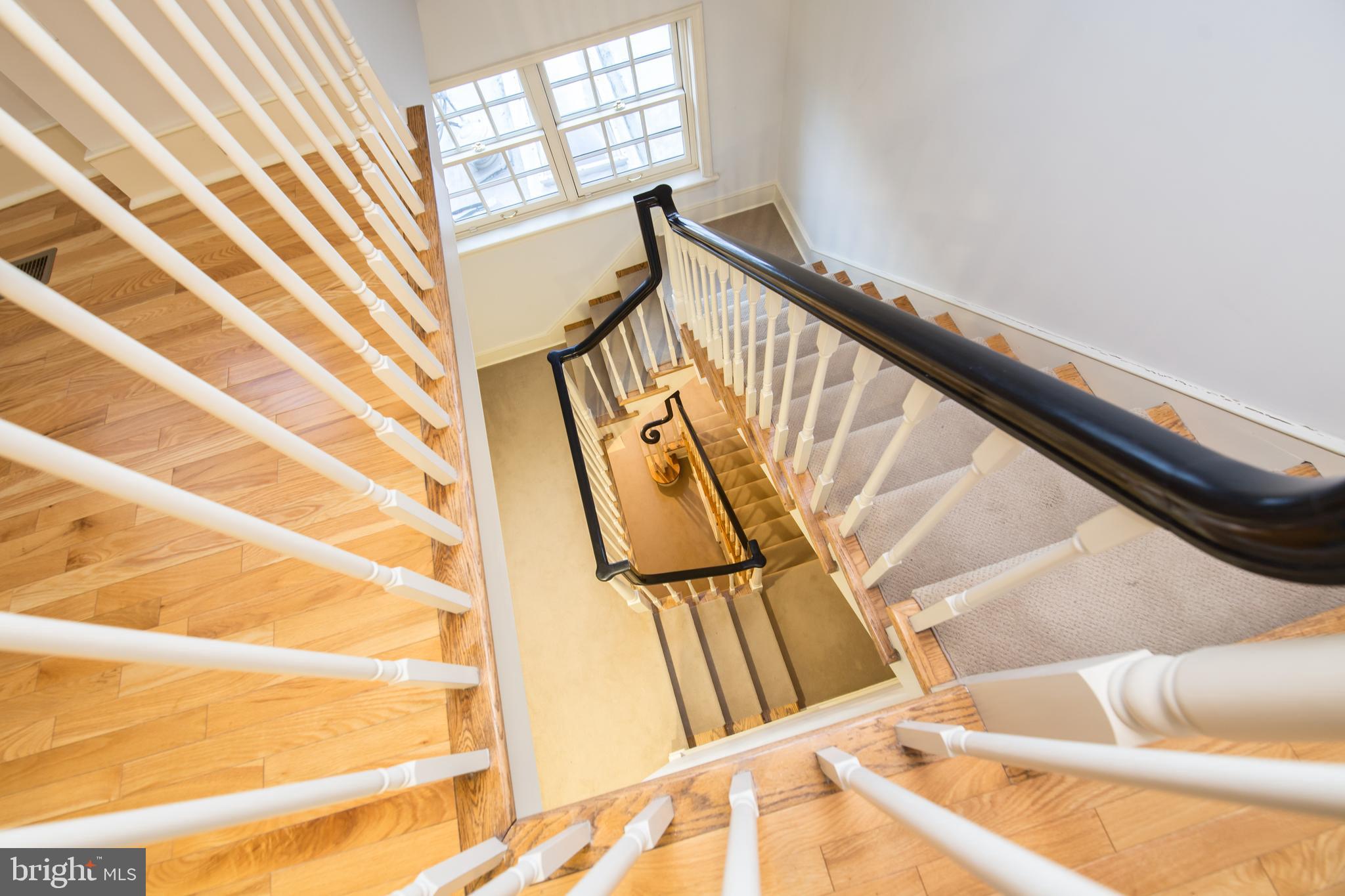 SOCIETY HILL - Residential