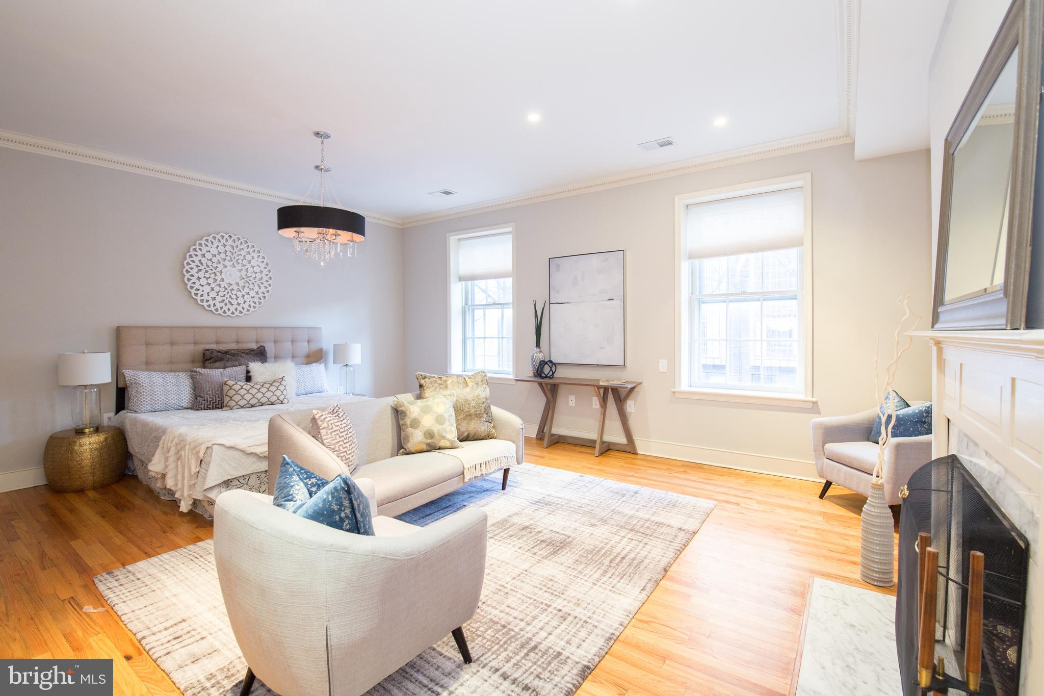 SOCIETY HILL - Residential