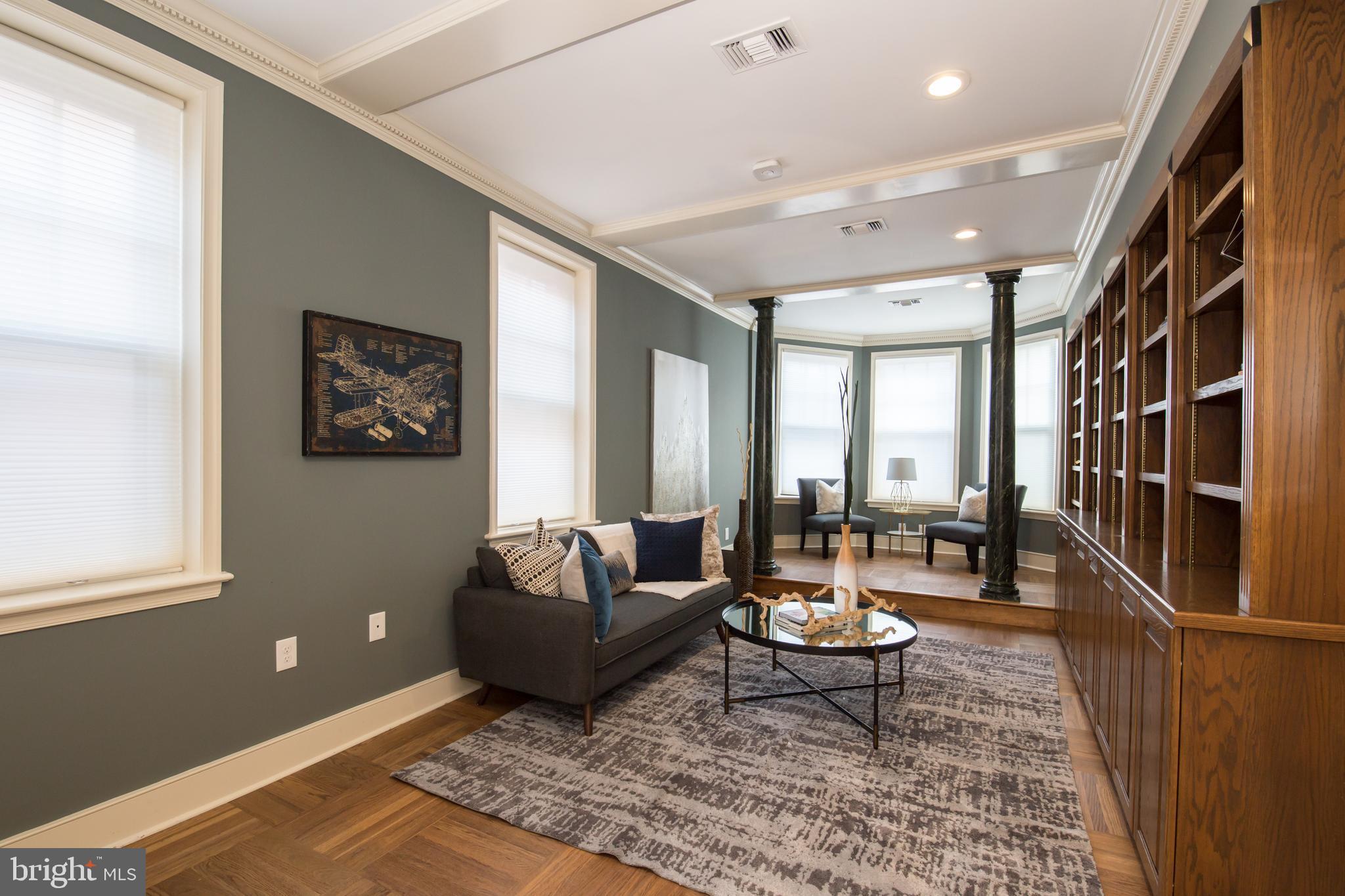 SOCIETY HILL - Residential