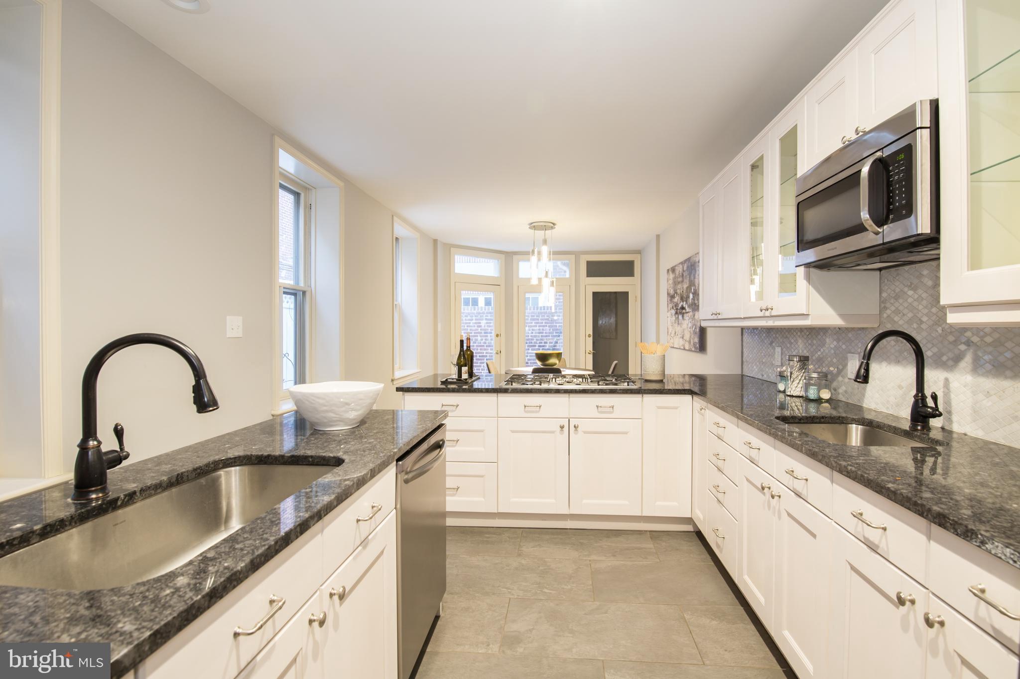 SOCIETY HILL - Residential