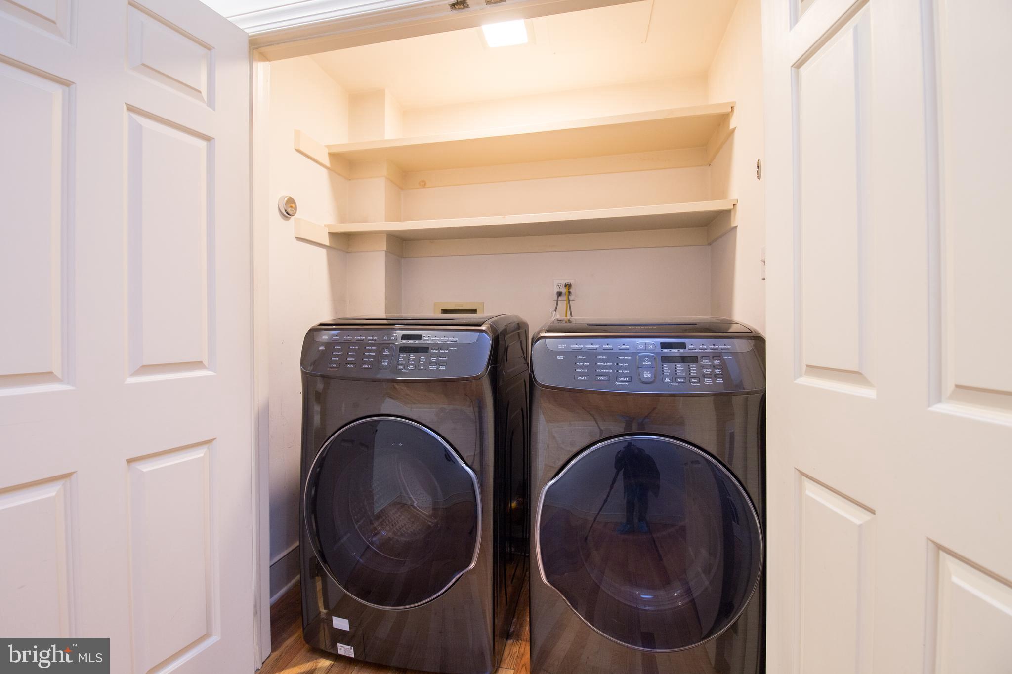 SOCIETY HILL - Residential