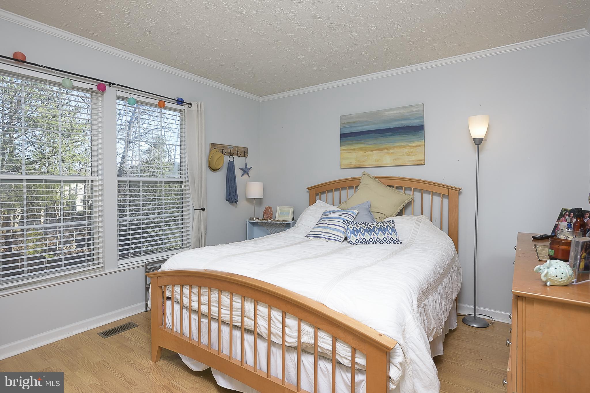 FOX CHASE - Residential