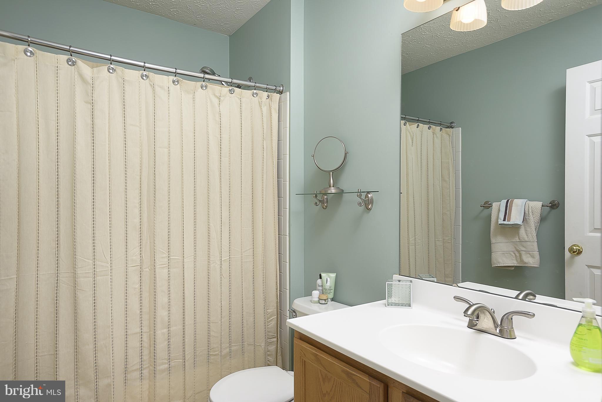 FOX CHASE - Residential