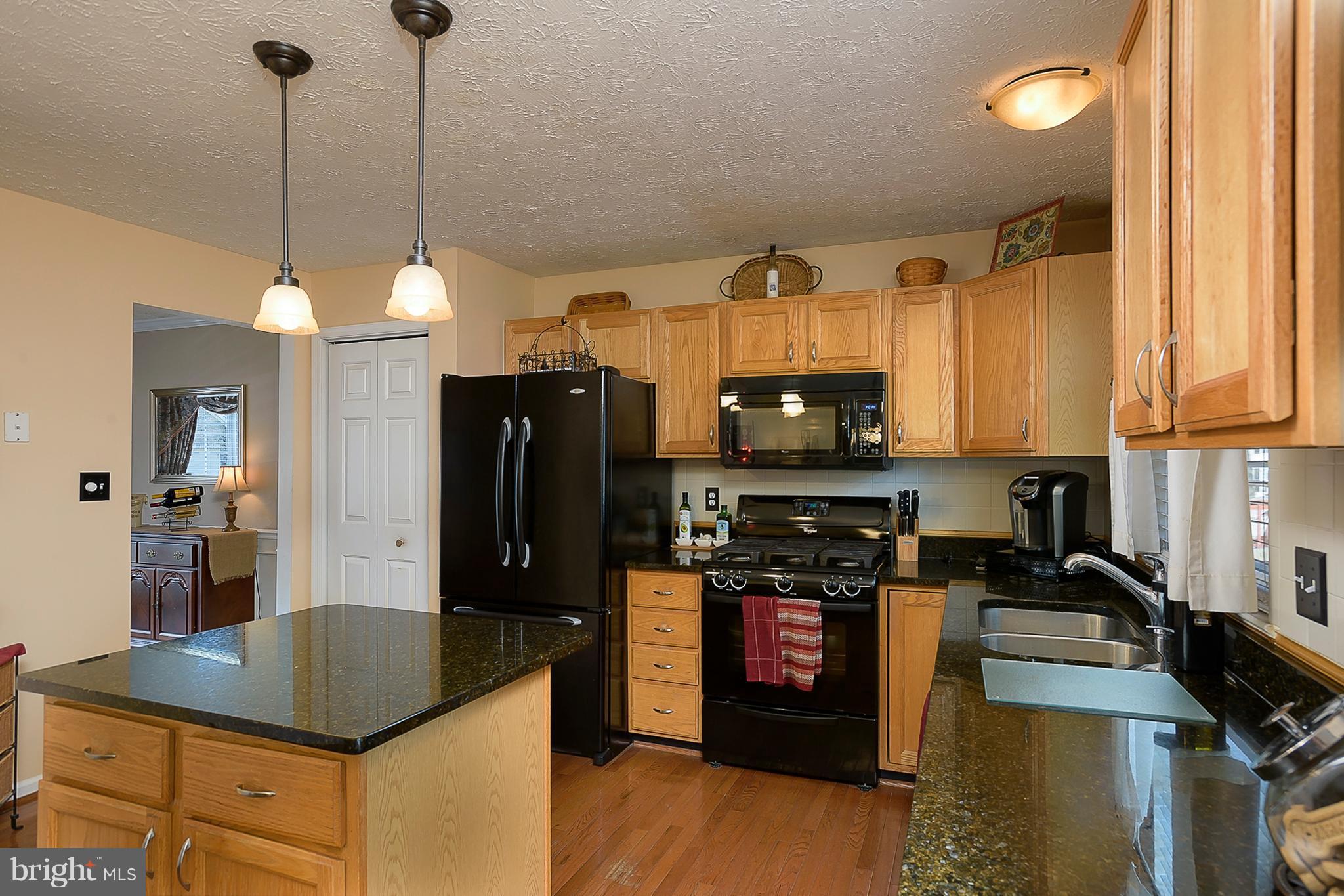 FOX CHASE - Residential