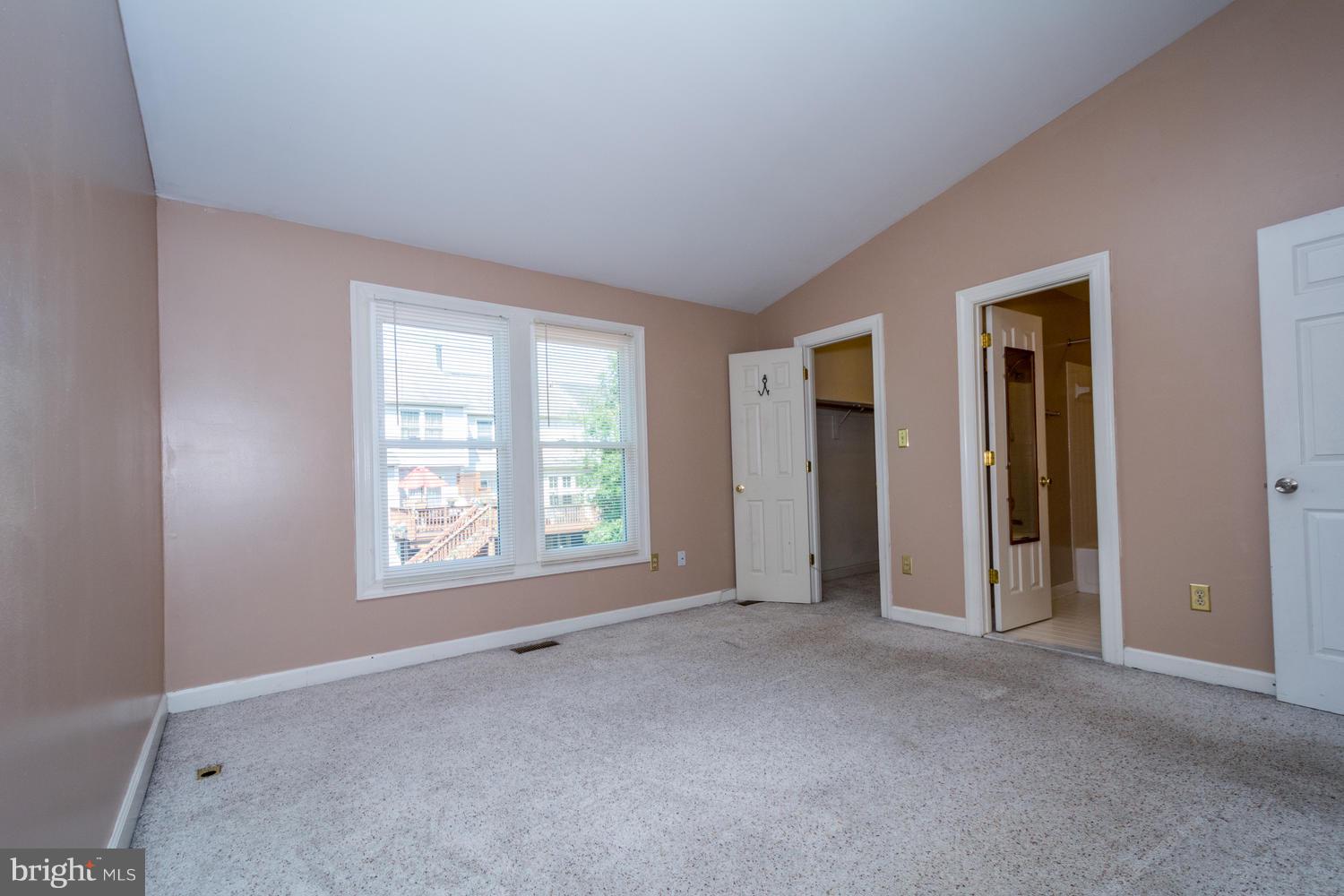 SEVEN OAKS - Residential Lease