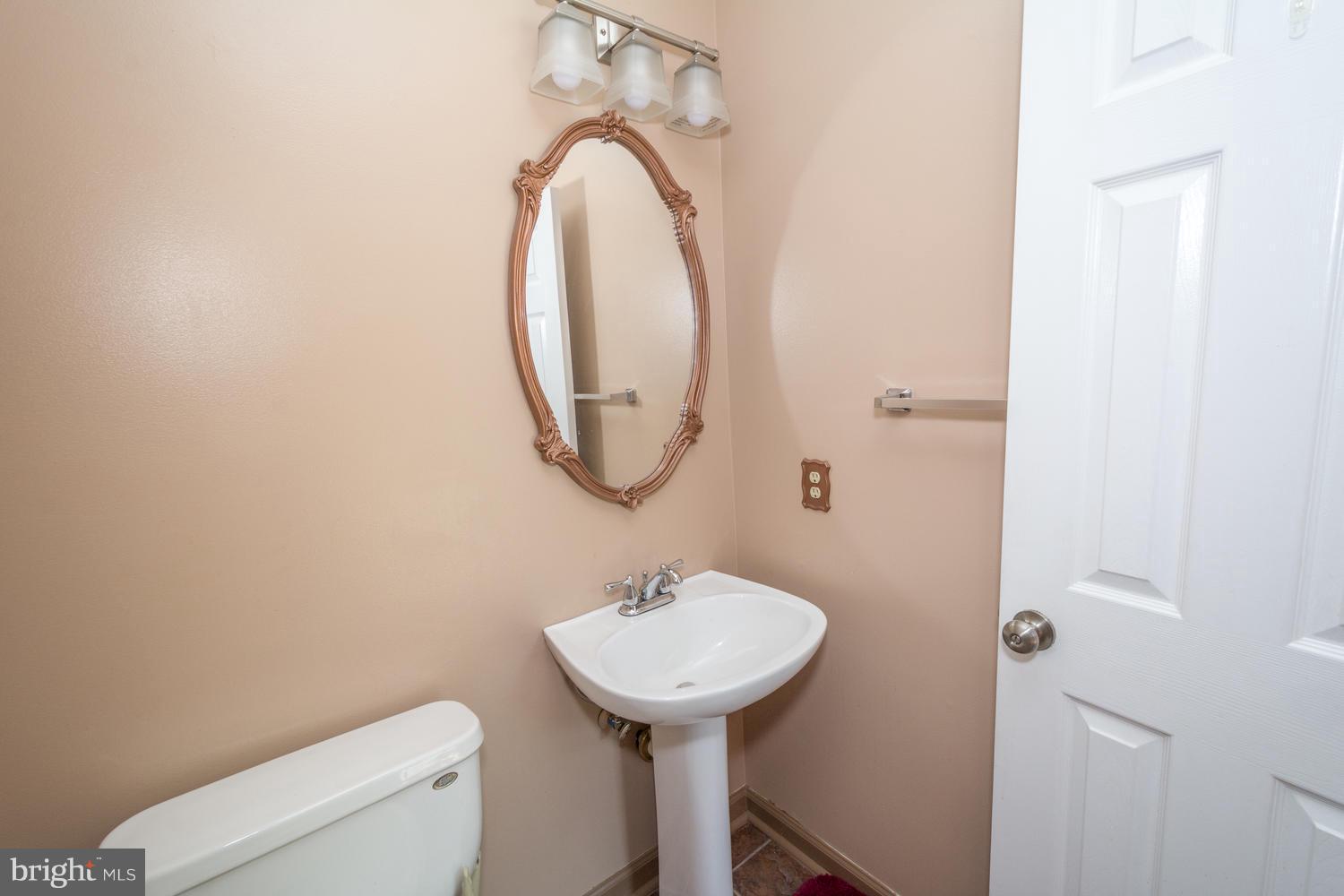 SEVEN OAKS - Residential Lease