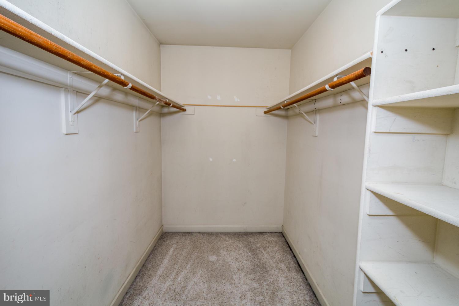 SEVEN OAKS - Residential Lease