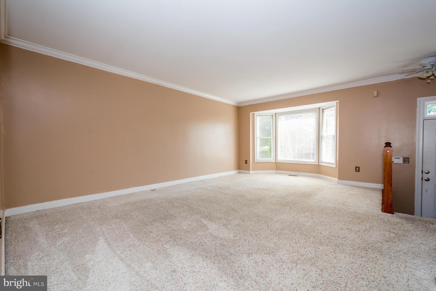 SEVEN OAKS - Residential Lease