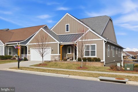 Photo of 117 Pintail Way, LAKE FREDERICK, VA 22630 (MLS # VAFV2039252)