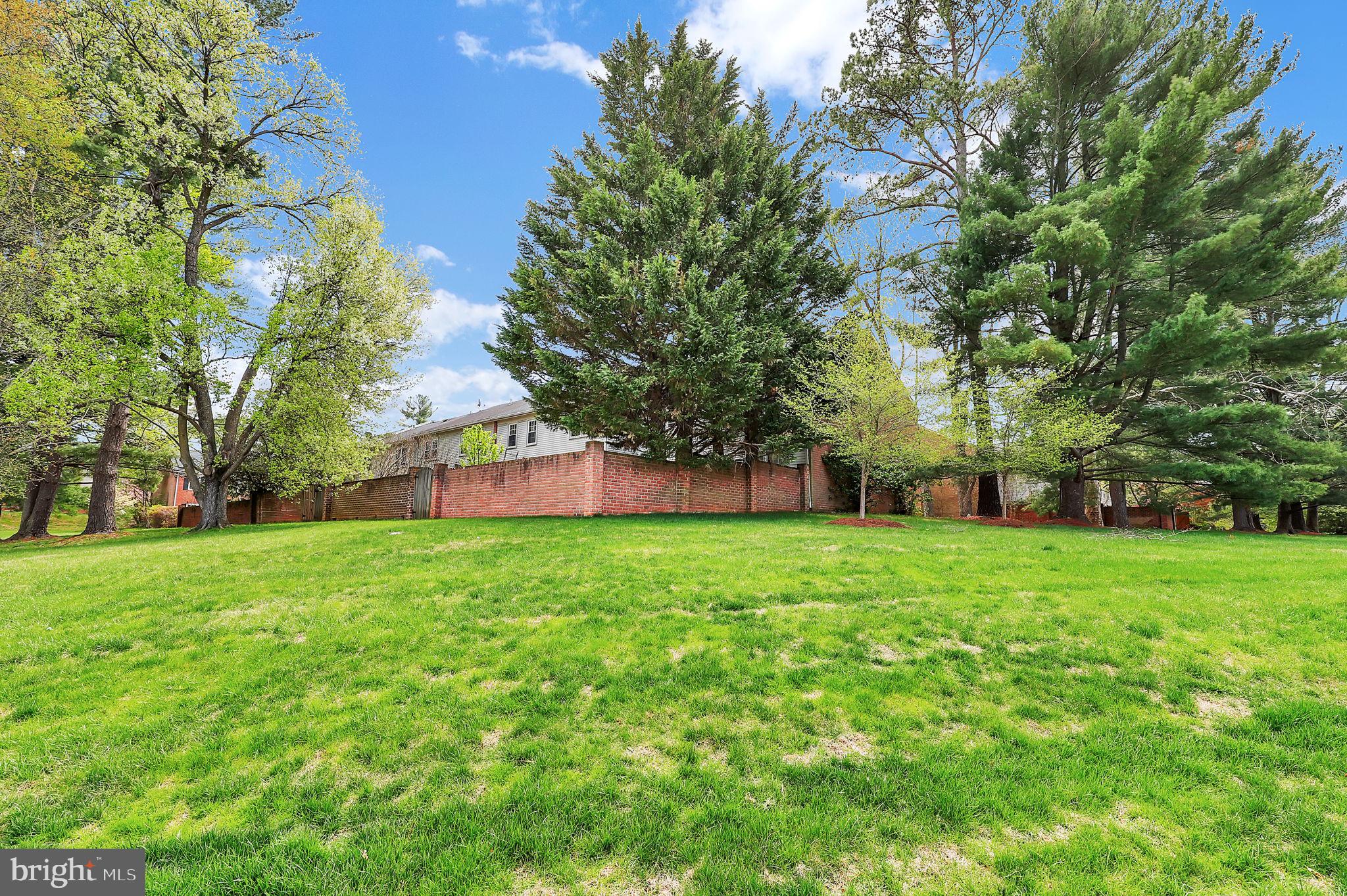 STEDWICK TOWNHOUSES - Residential