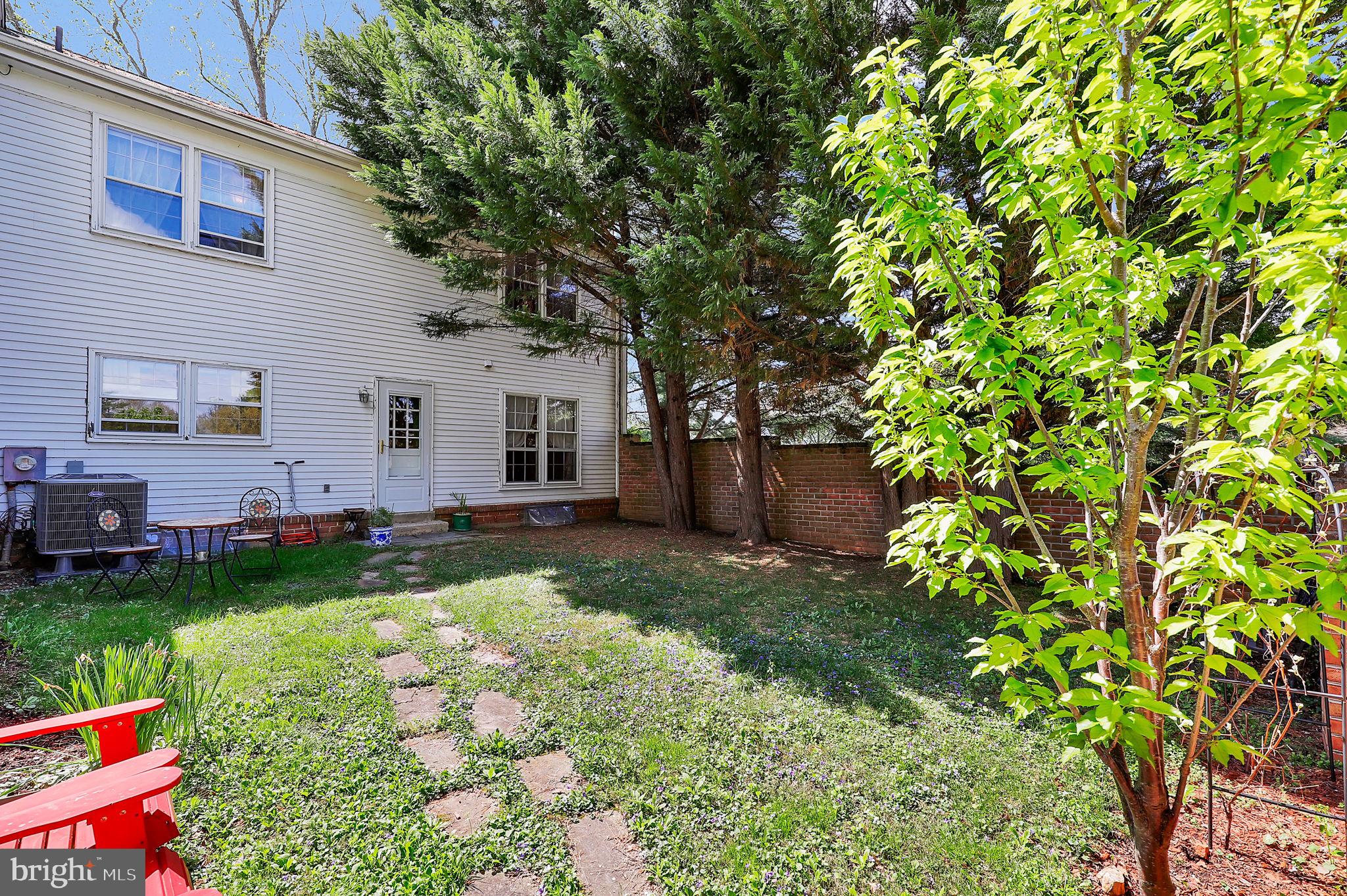 STEDWICK TOWNHOUSES - Residential