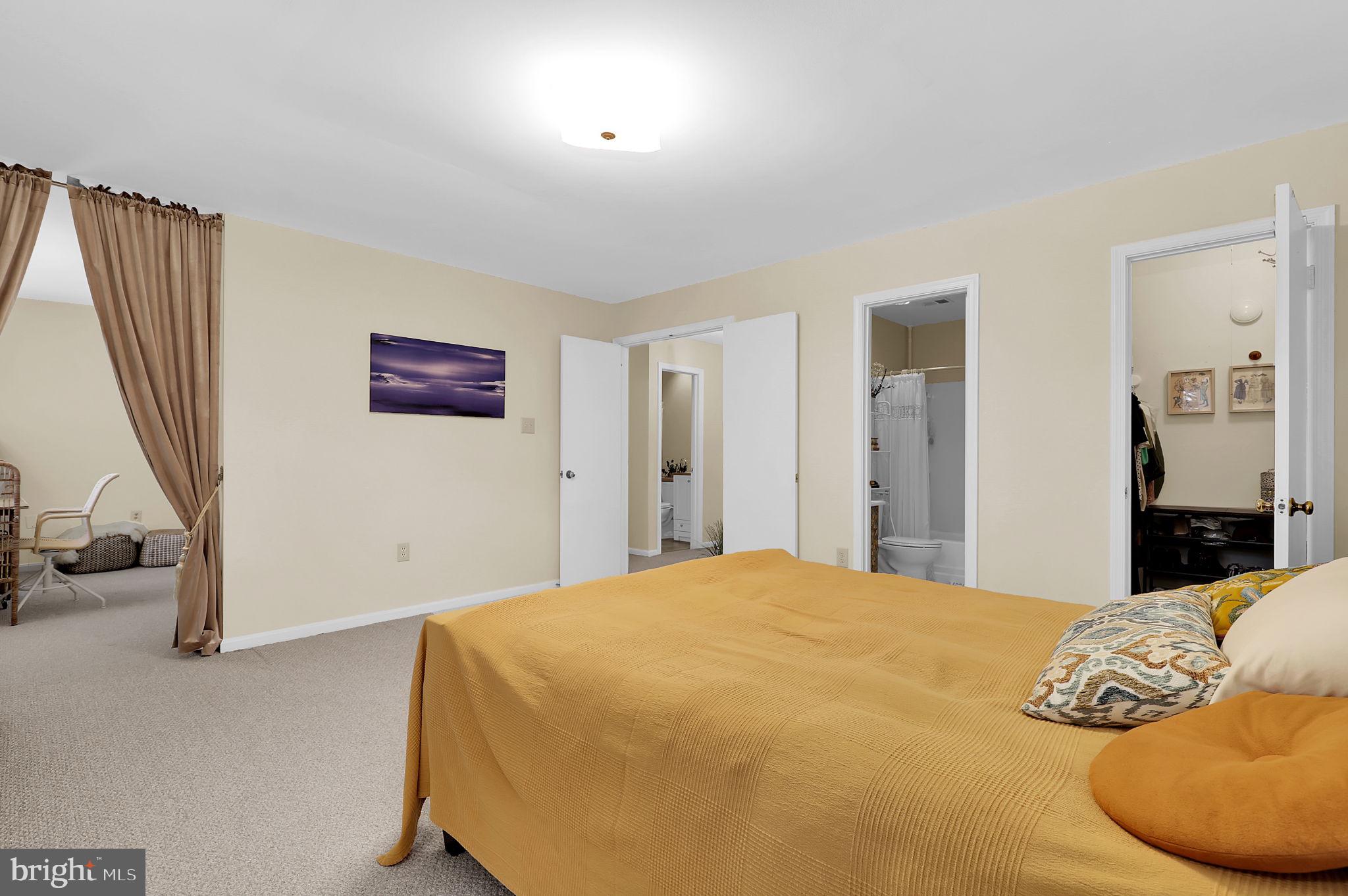 STEDWICK TOWNHOUSES - Residential