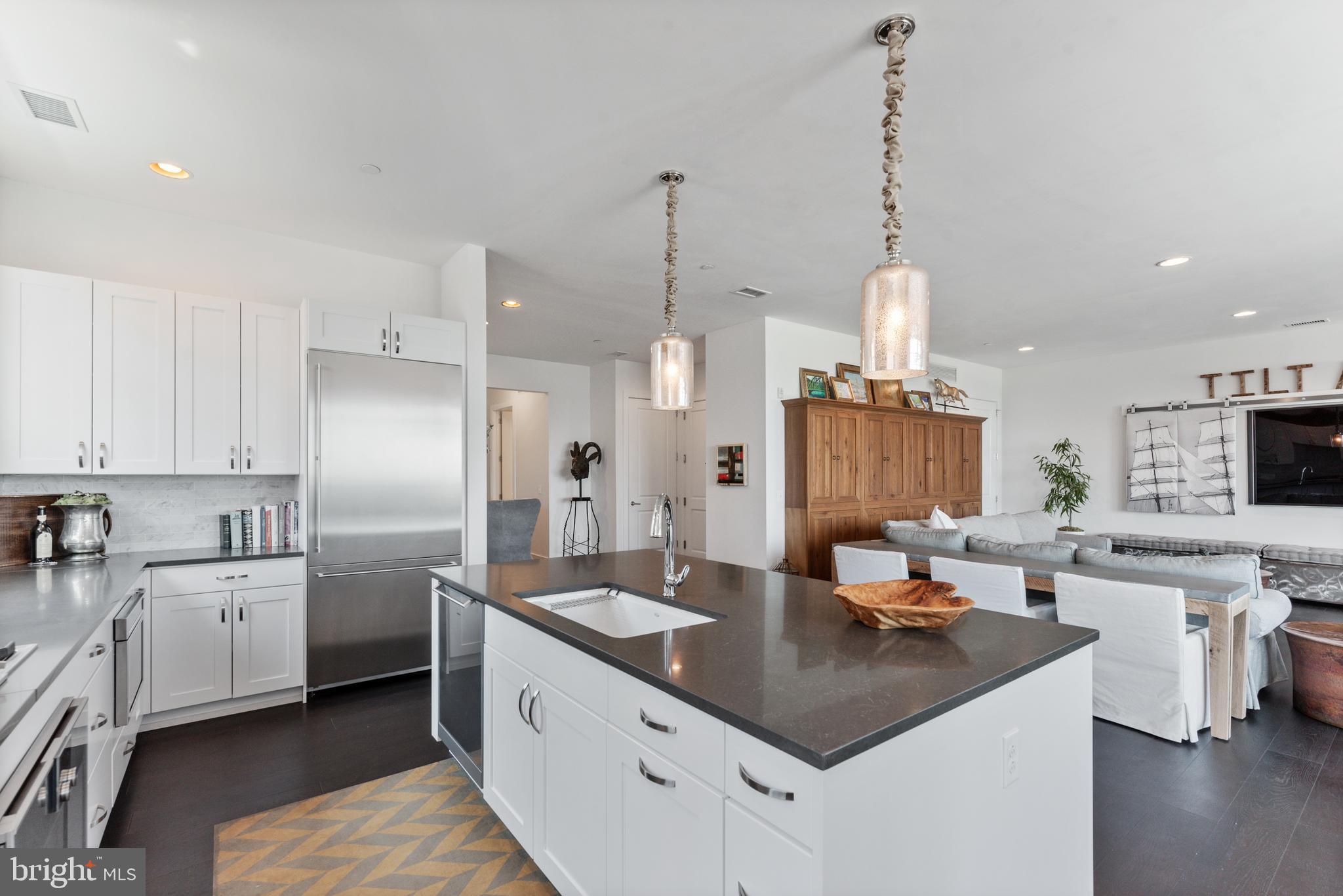 SOCIETY HILL - Residential