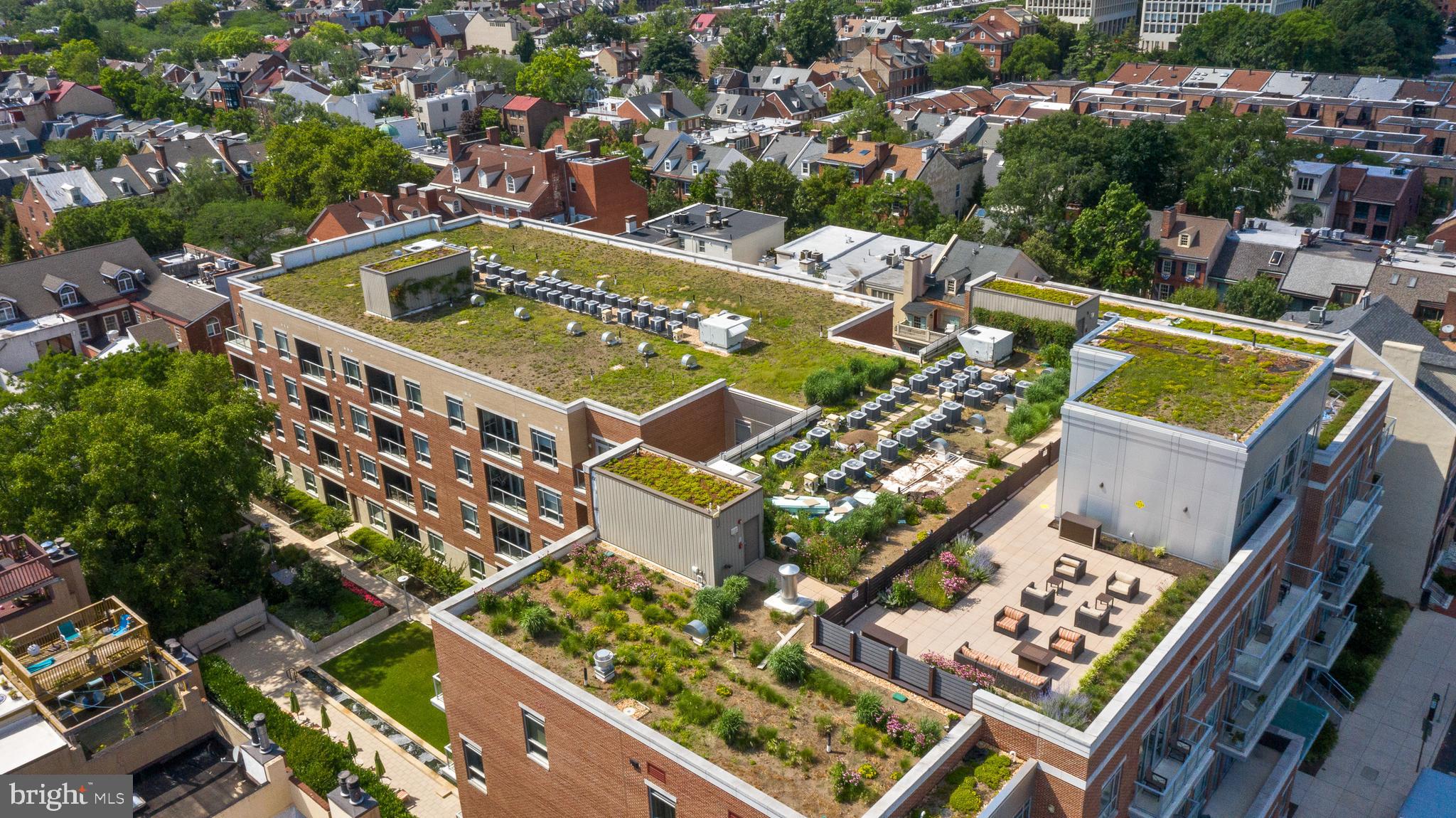 SOCIETY HILL - Residential