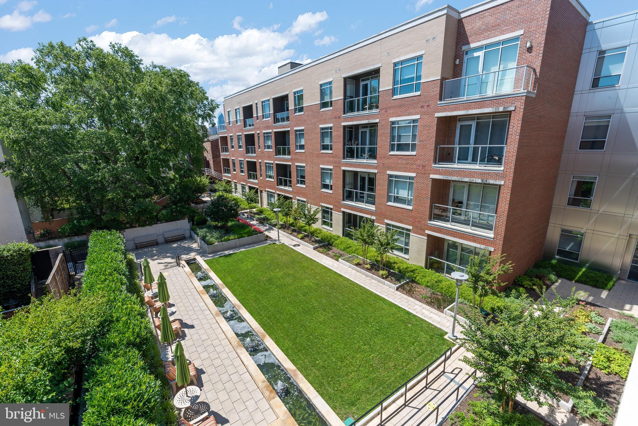SOCIETY HILL - Residential