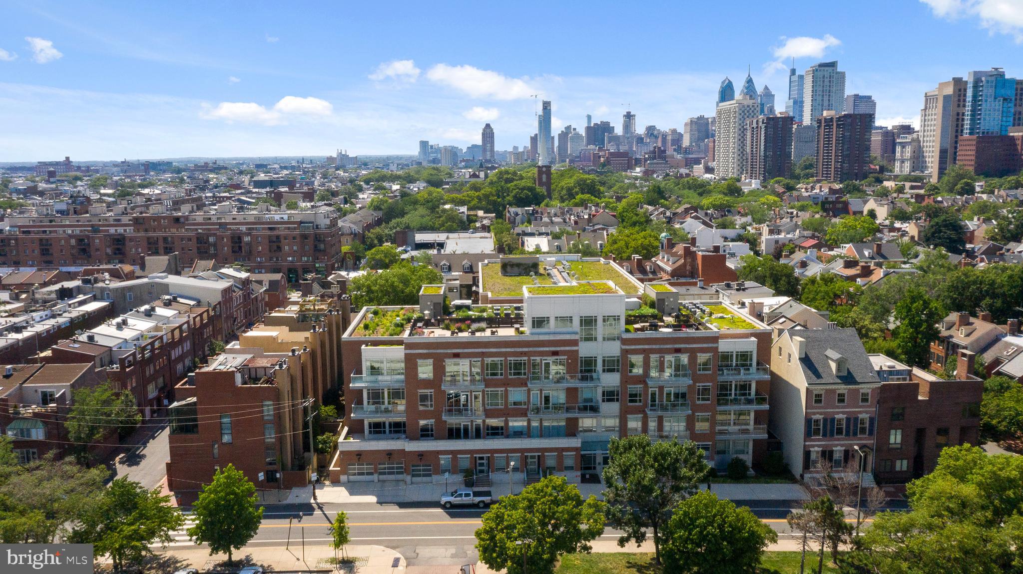 SOCIETY HILL - Residential