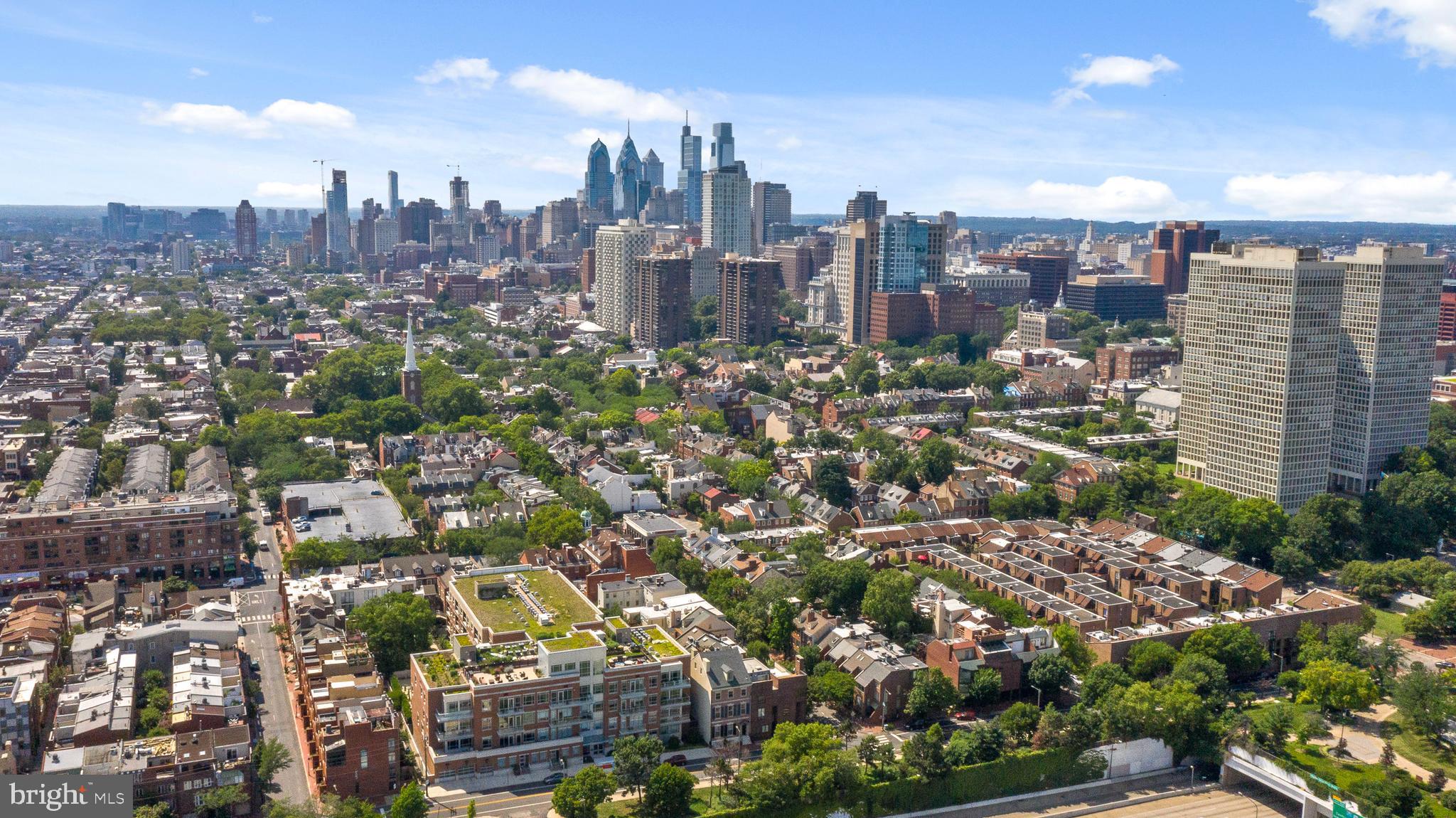 SOCIETY HILL - Residential