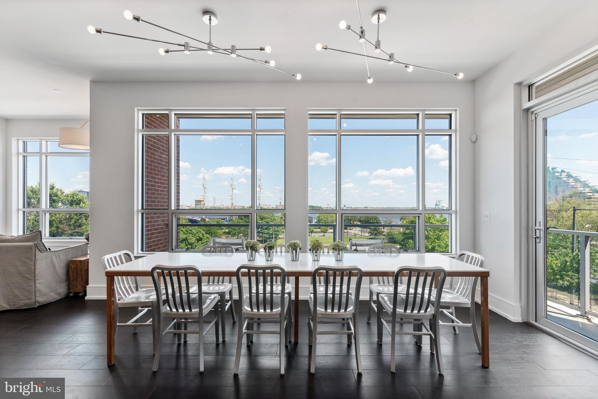 SOCIETY HILL - Residential