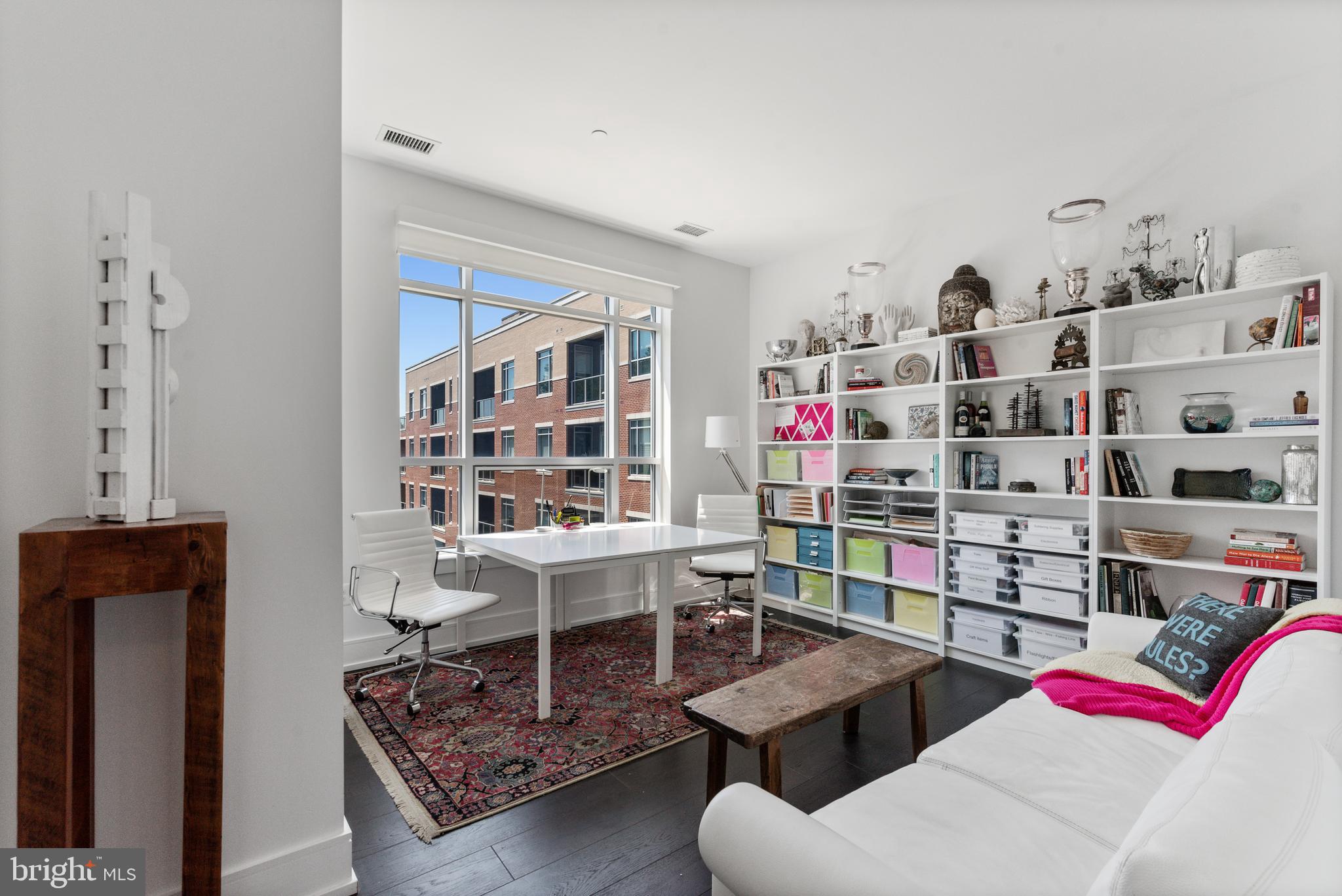 SOCIETY HILL - Residential