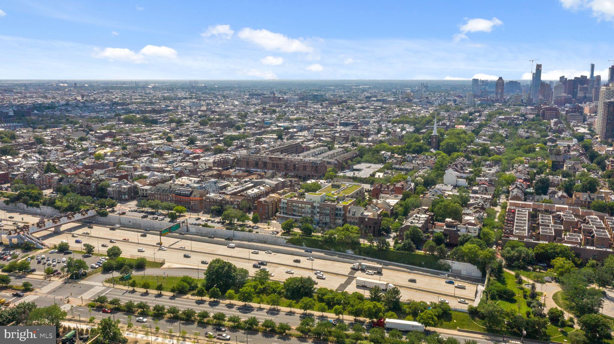 SOCIETY HILL - Residential