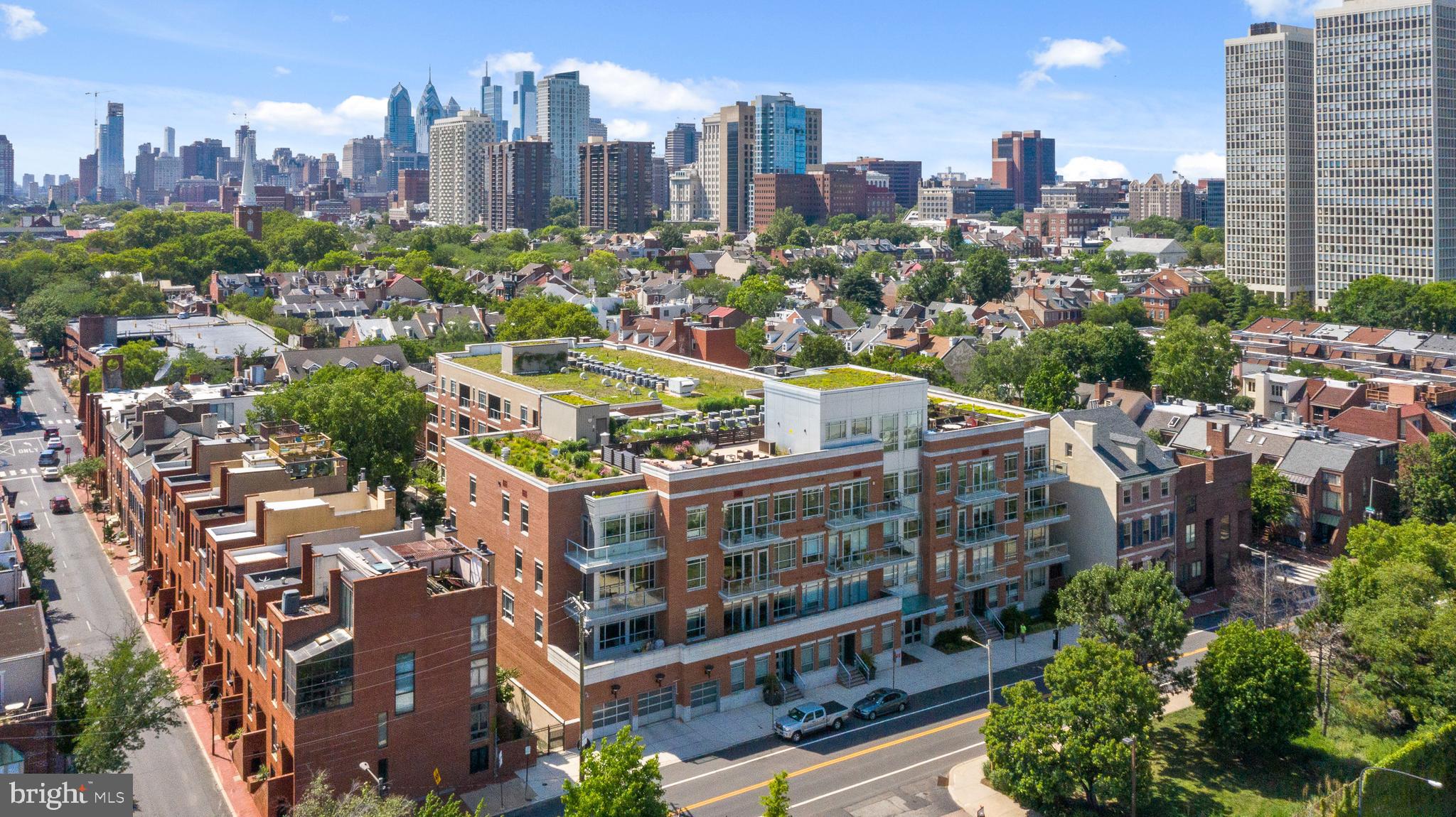SOCIETY HILL - Residential