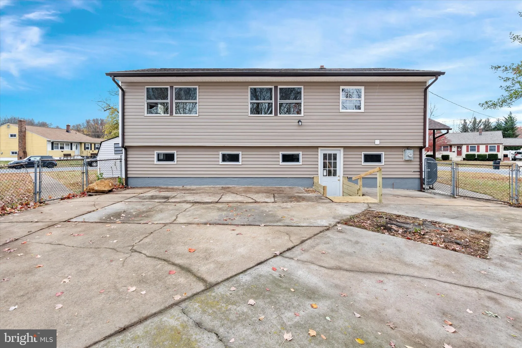 Newark, Delaware 19713, United States, 3 Bedrooms Bedrooms, ,2 BathroomsBathrooms,Residential,Pending,31008