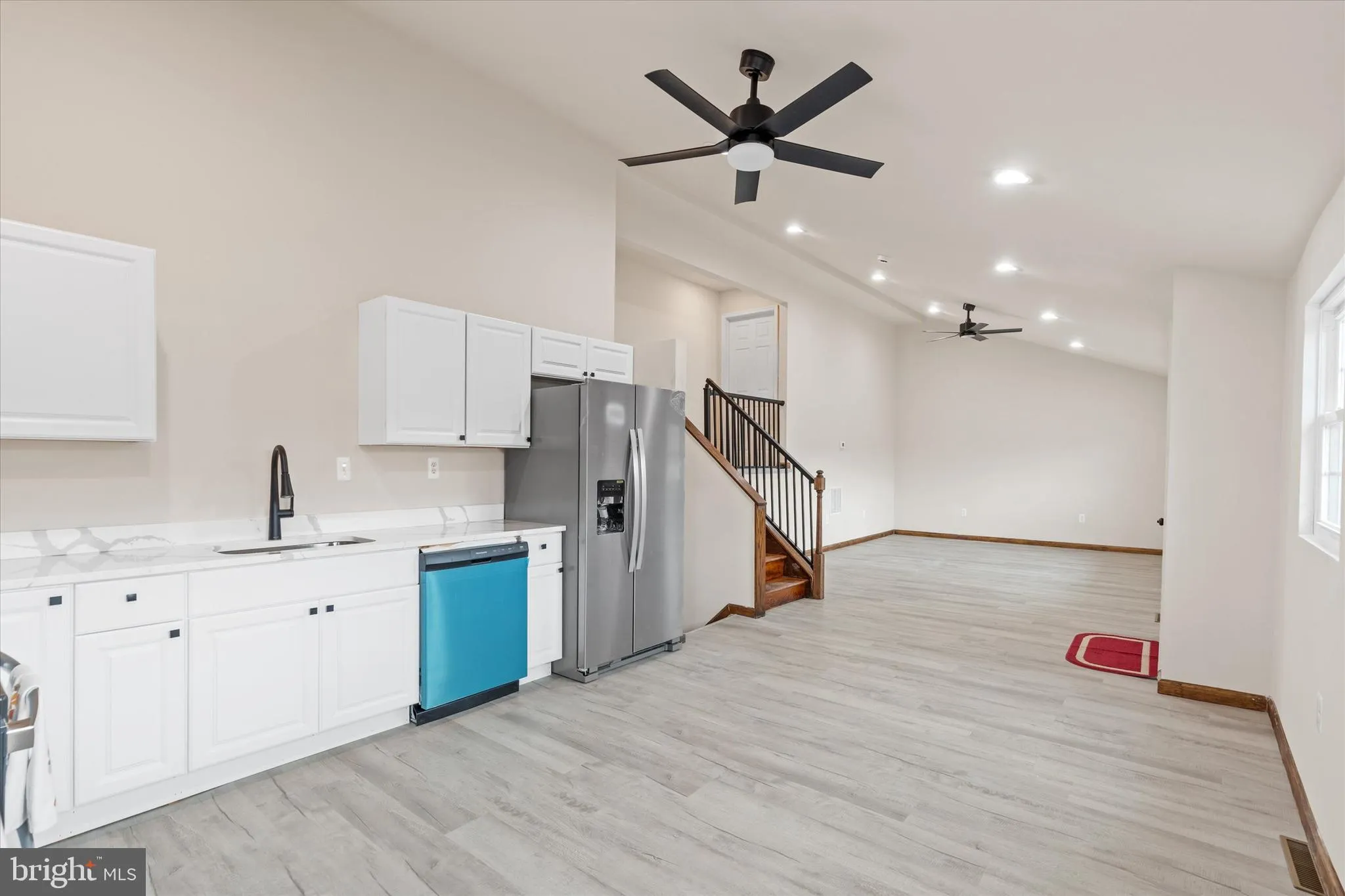 Newark, Delaware 19713, United States, 3 Bedrooms Bedrooms, ,2 BathroomsBathrooms,Residential,Pending,31008