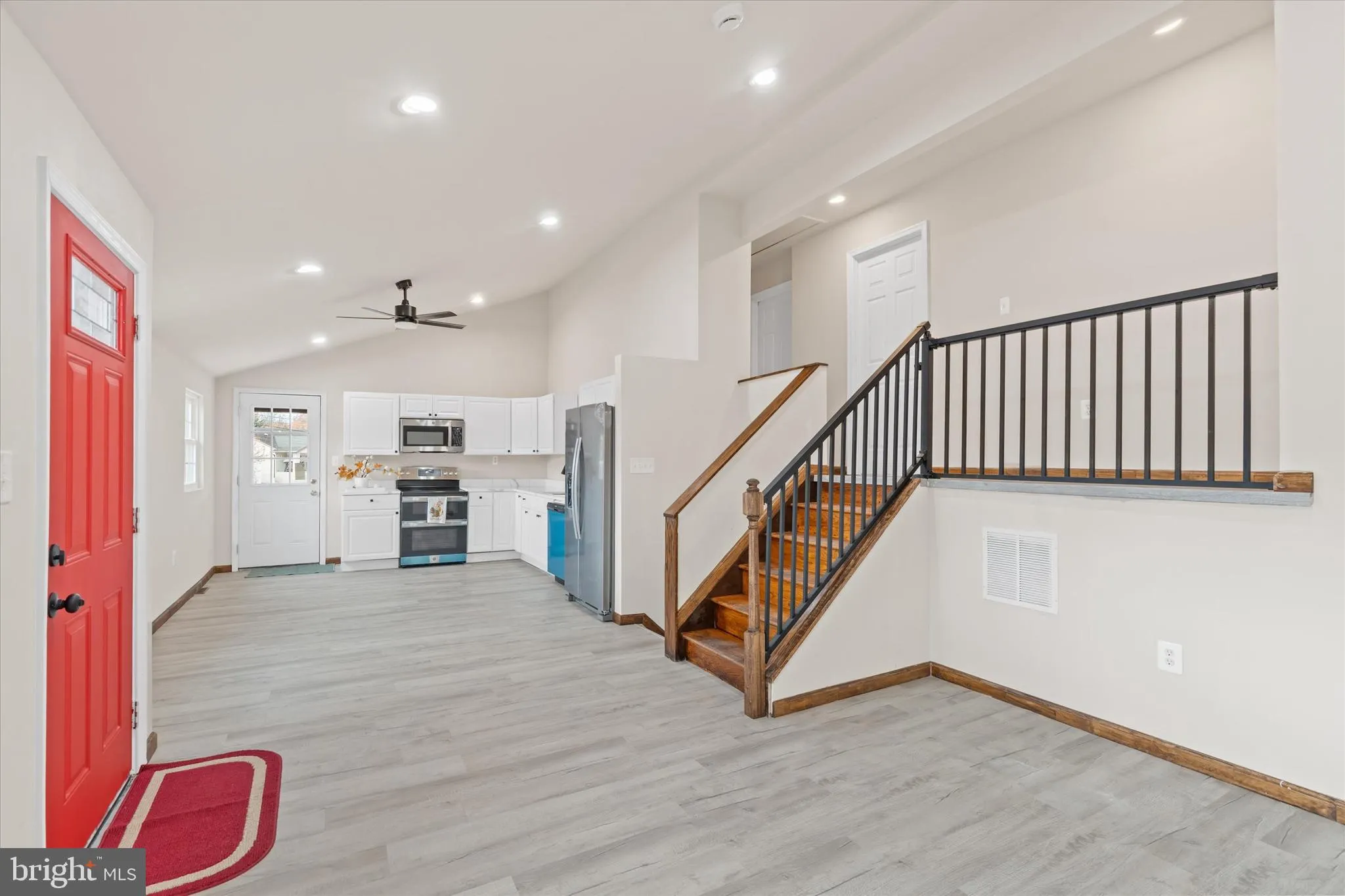 Newark, Delaware 19713, United States, 3 Bedrooms Bedrooms, ,2 BathroomsBathrooms,Residential,Pending,31008