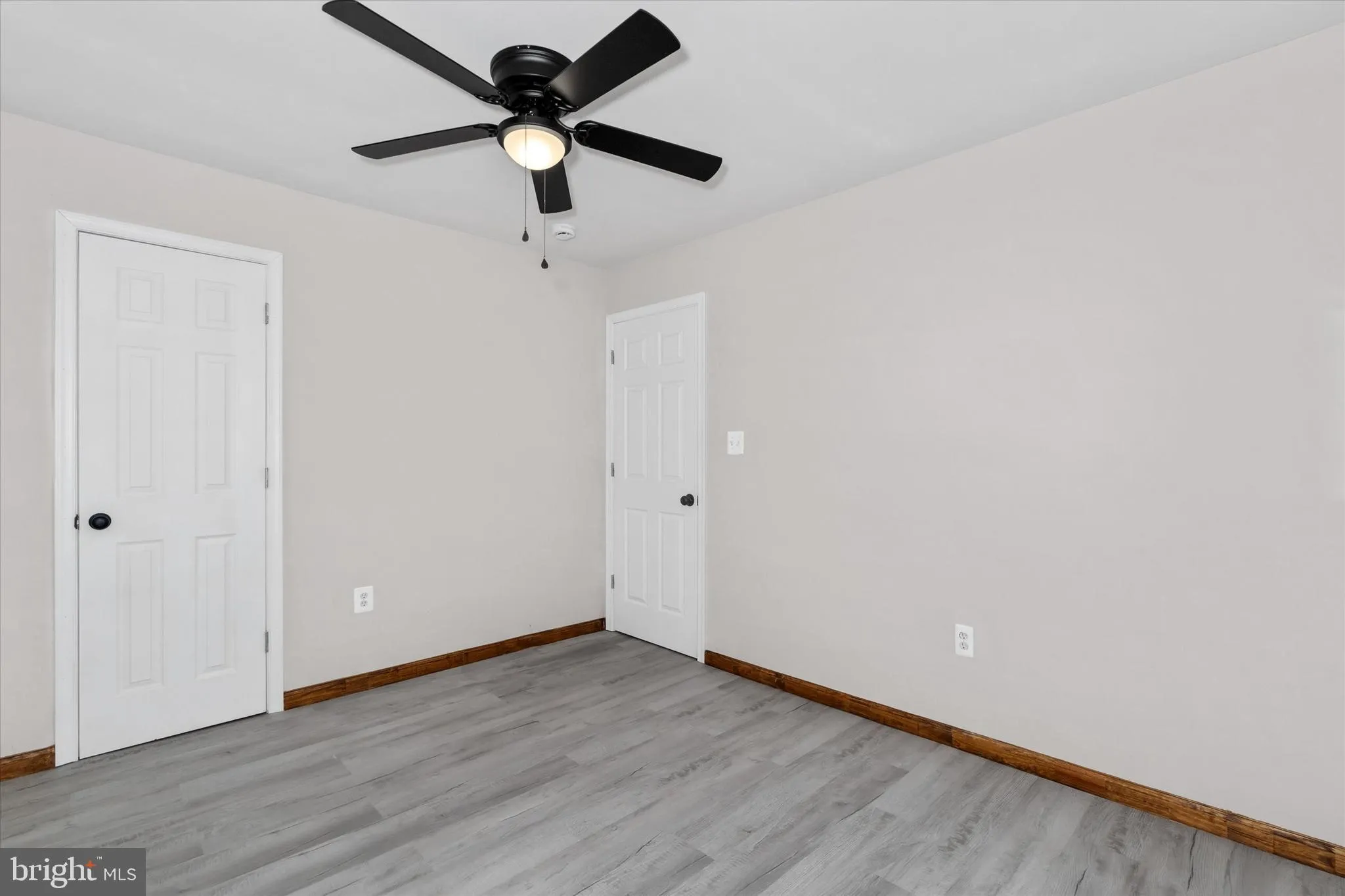 Newark, Delaware 19713, United States, 3 Bedrooms Bedrooms, ,2 BathroomsBathrooms,Residential,Pending,31008
