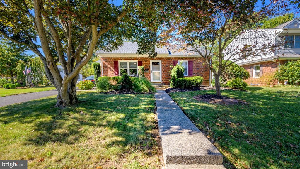 Photo of 232 S 10th St, QUAKERTOWN, PA 18951 (MLS # PABU2107310)