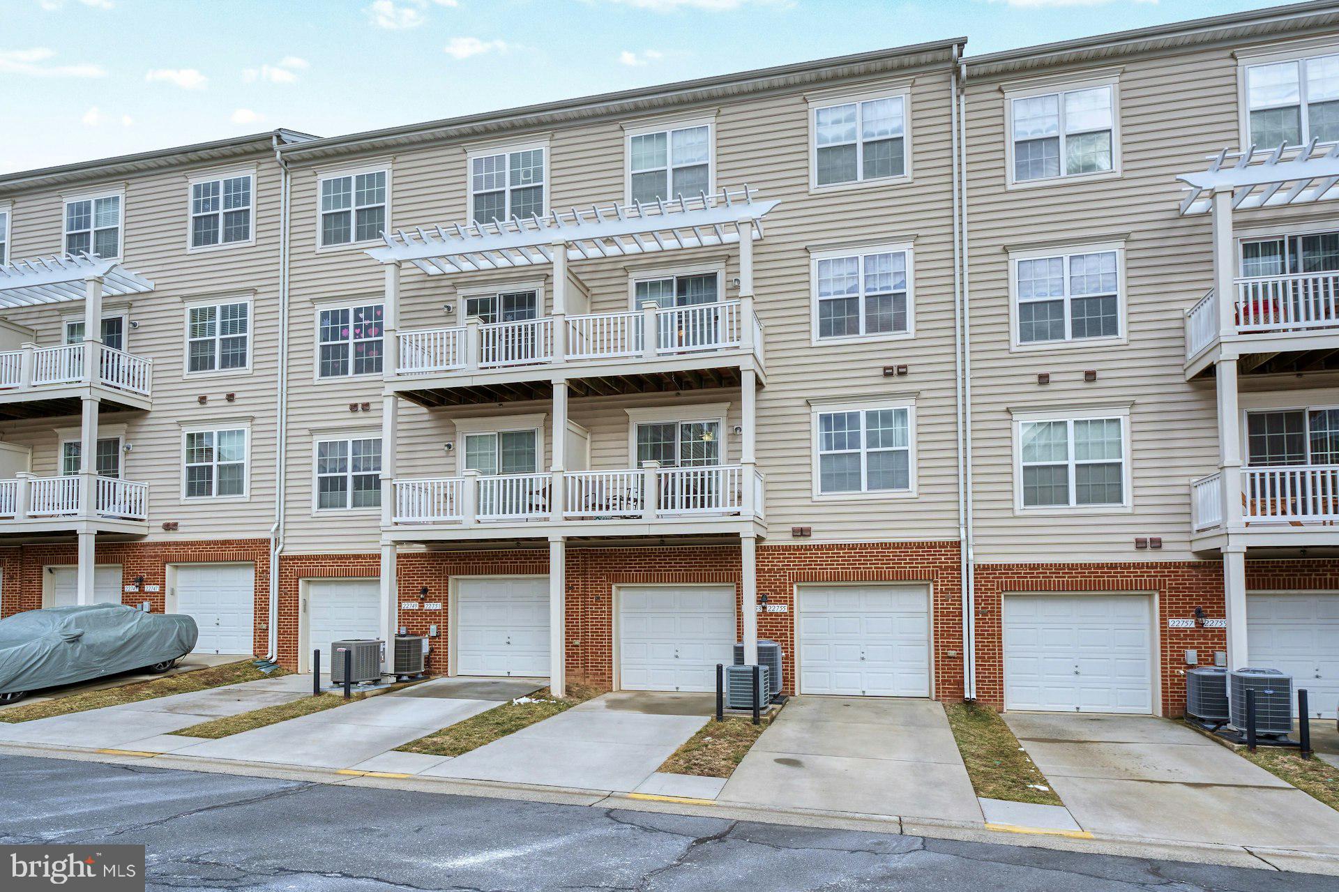 BRAMBLETON - Residential