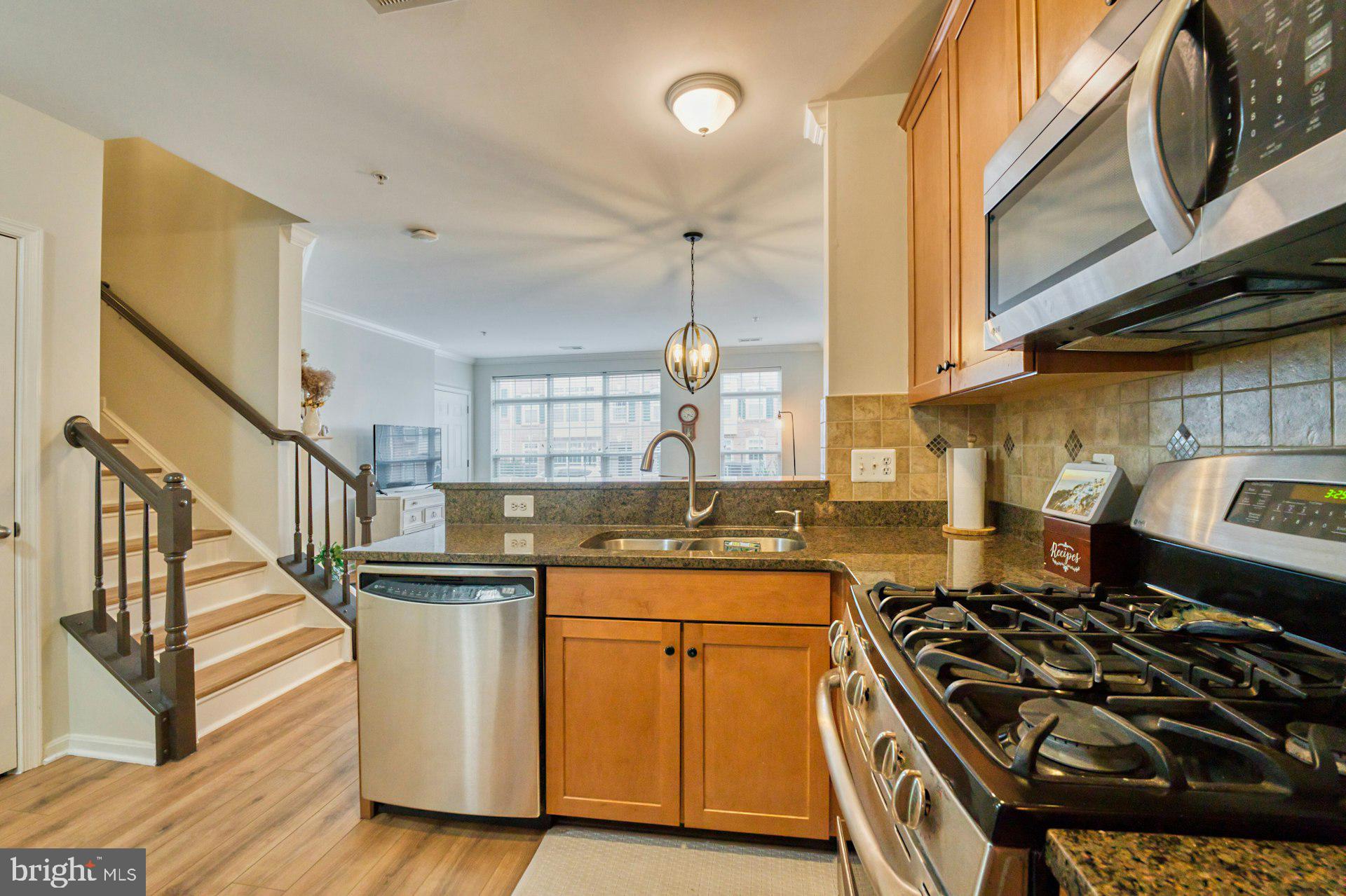 BRAMBLETON - Residential