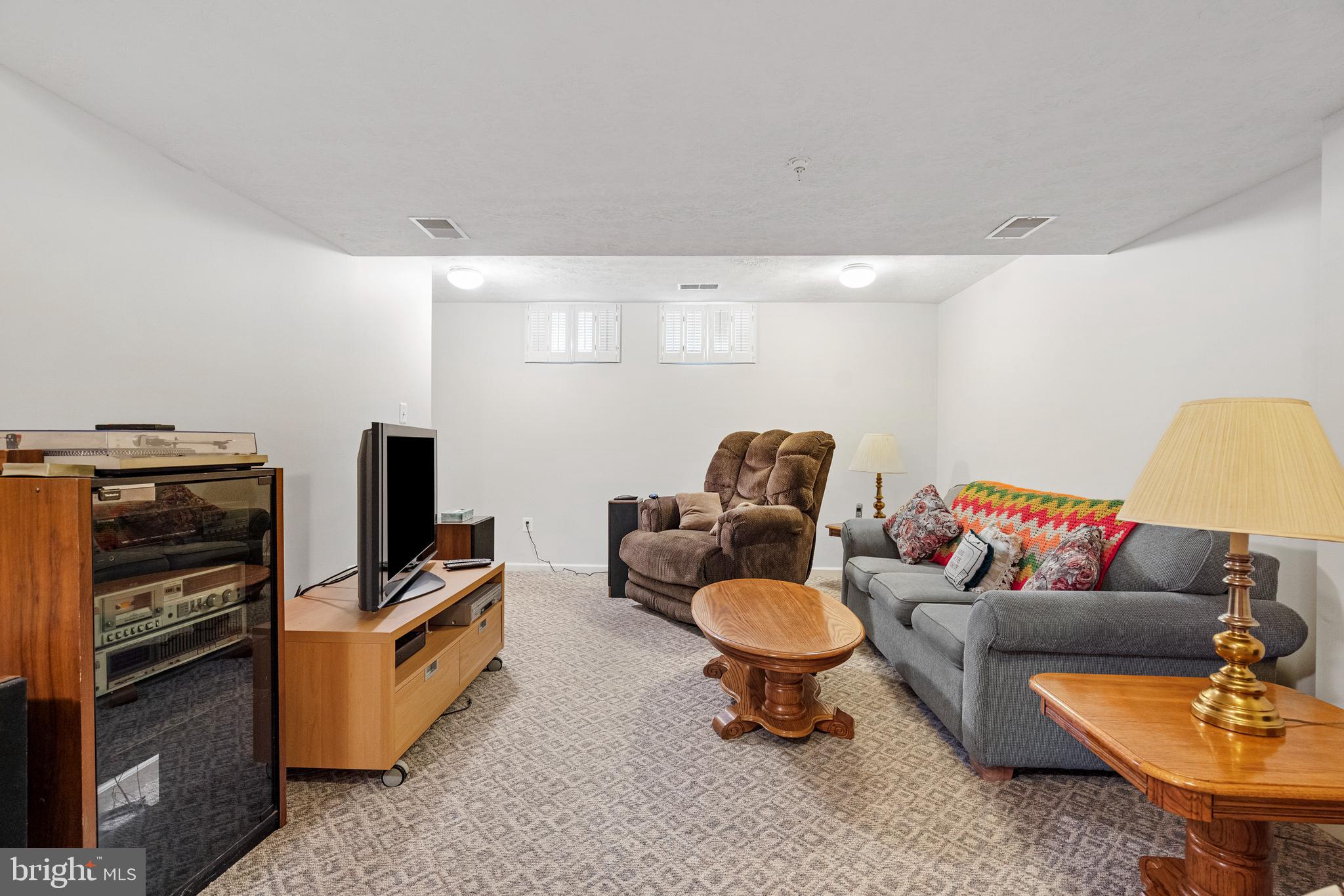 EATON SQUARE - Residential
