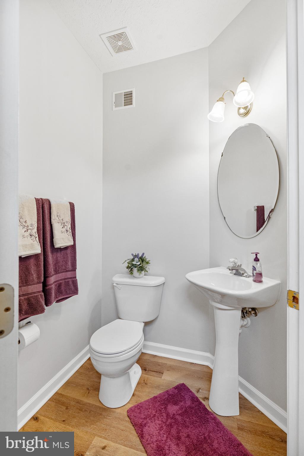 EATON SQUARE - Residential