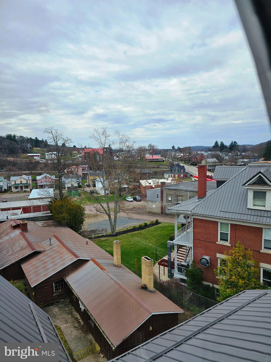 MEYERSDALE - Residential