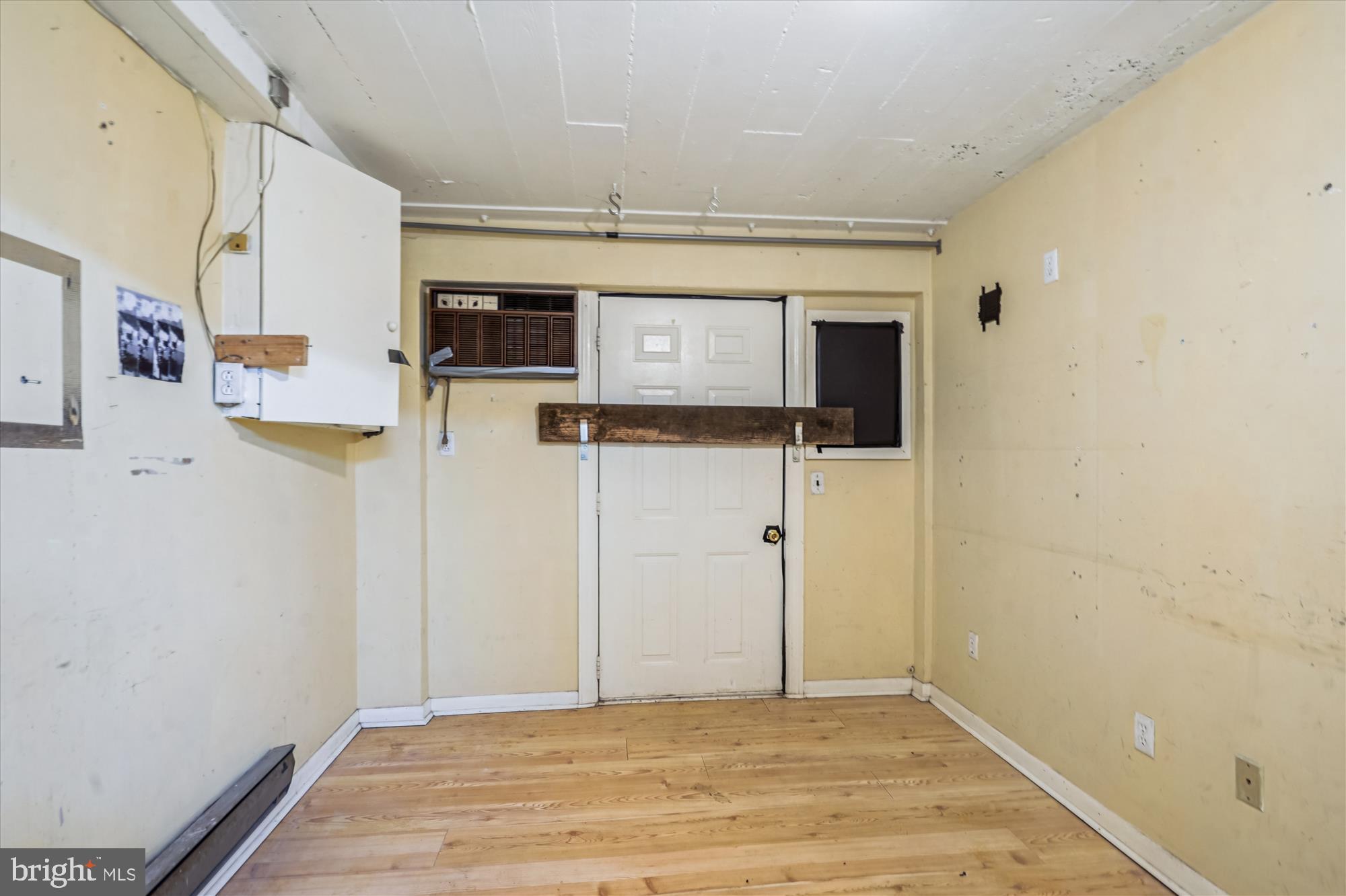 WHEATON OUT RES. (1) - Residential