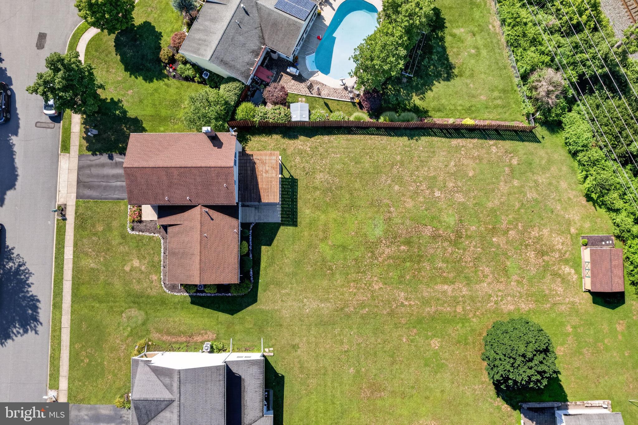 229 SUNRISE ROAD