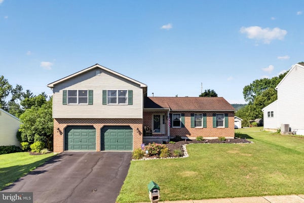 229 SUNRISE RD, READING, PA 19606 - Image 6c0fa84ac7d1176979b7ff53181ce825/430678122