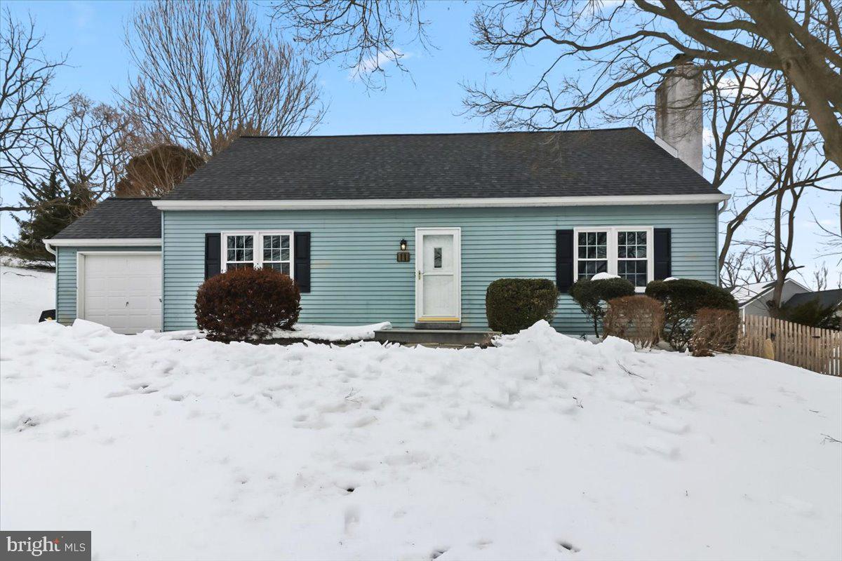 11 N WILLIAMSON ROAD