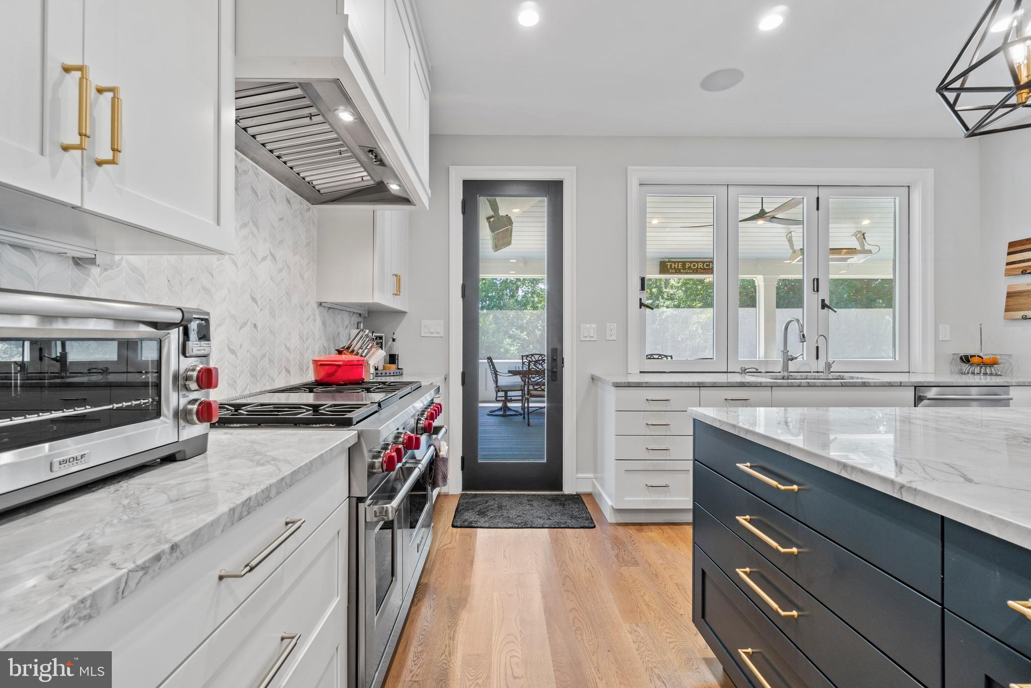 POTOMAC VILLAGE - Residential