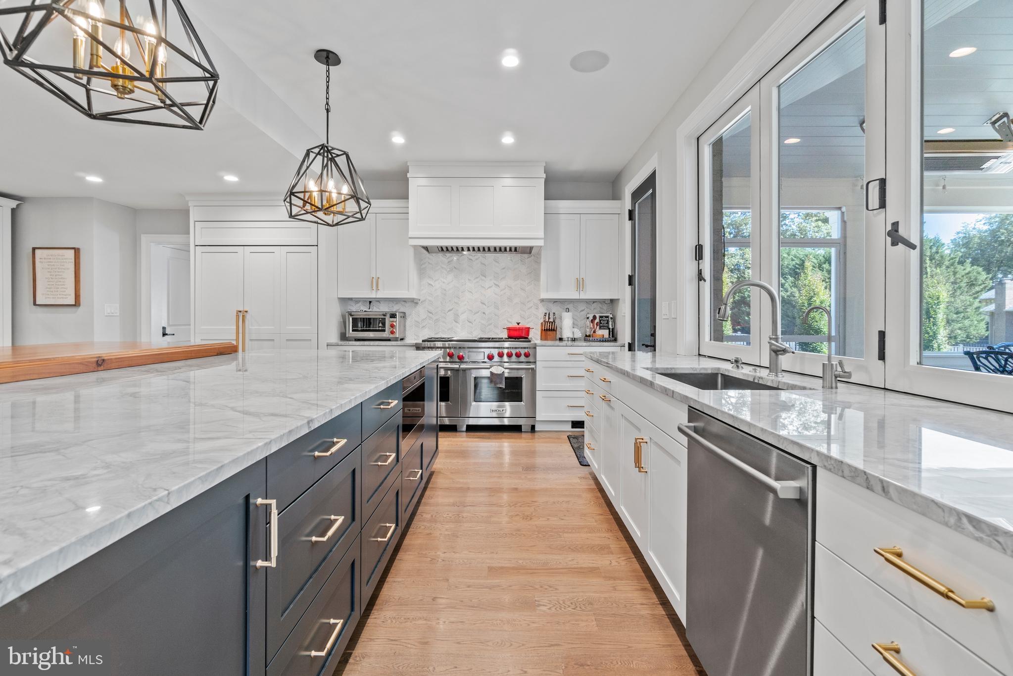 POTOMAC VILLAGE - Residential