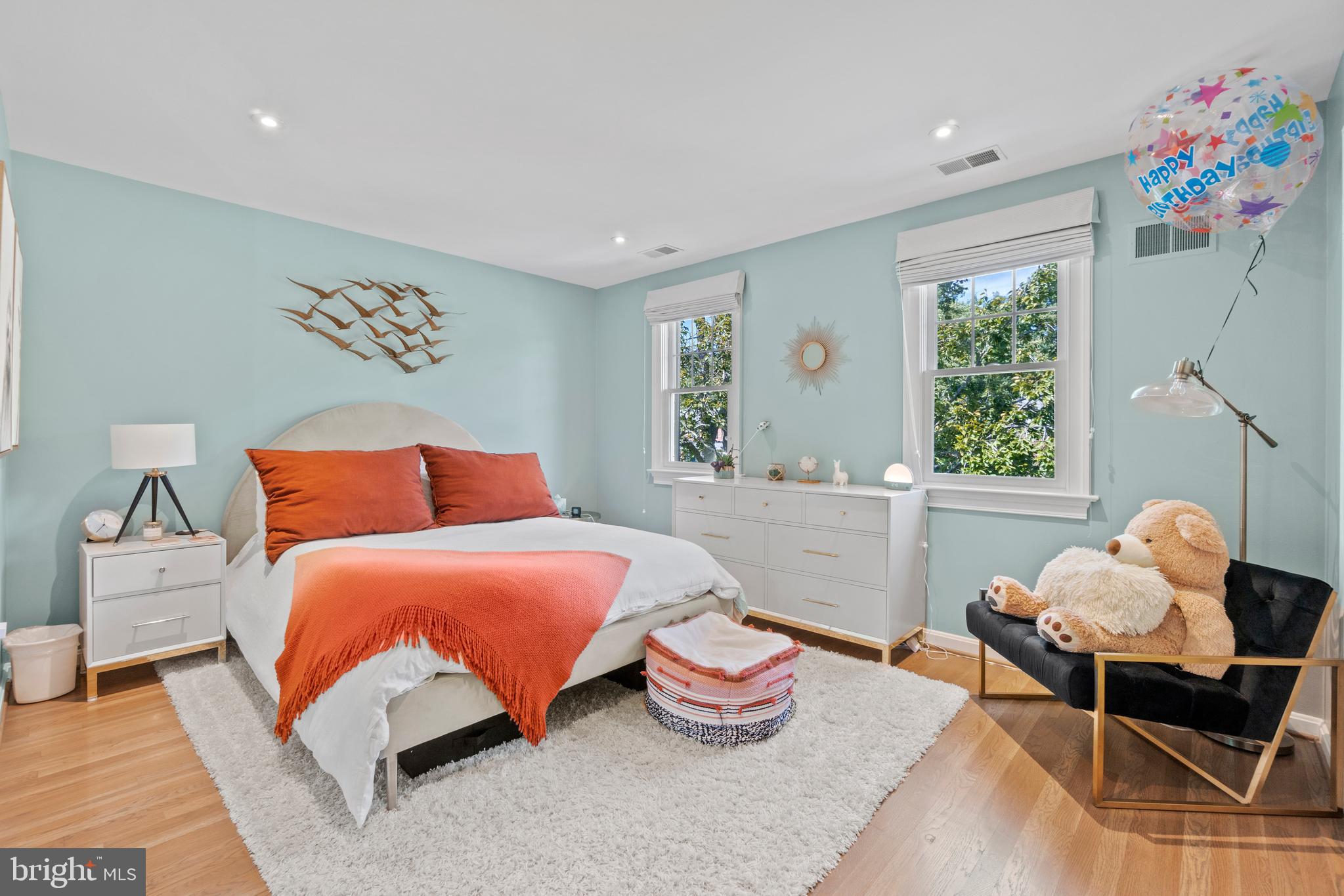 POTOMAC VILLAGE - Residential