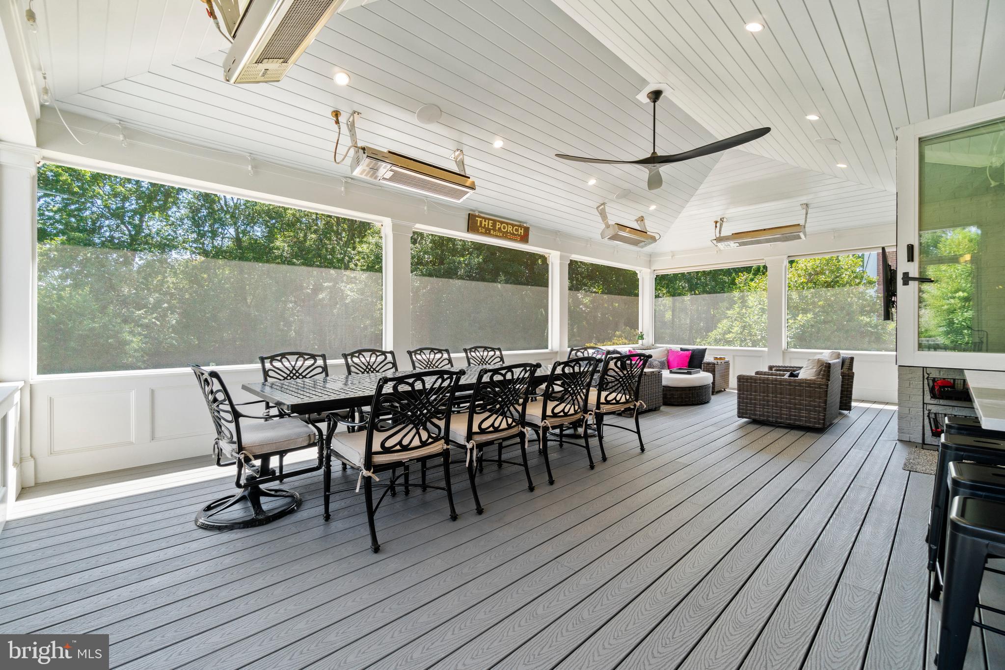 POTOMAC VILLAGE - Residential