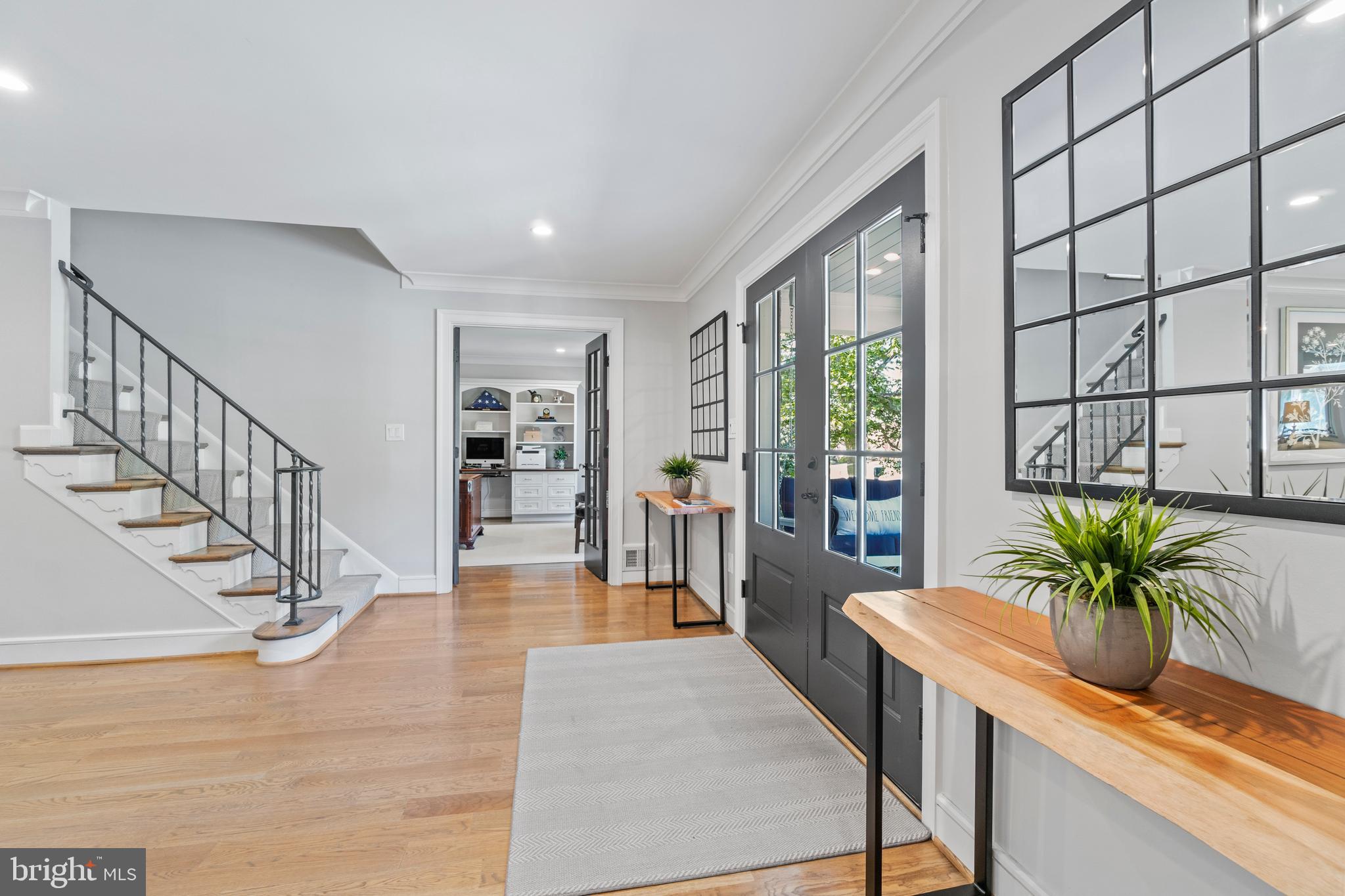 POTOMAC VILLAGE - Residential