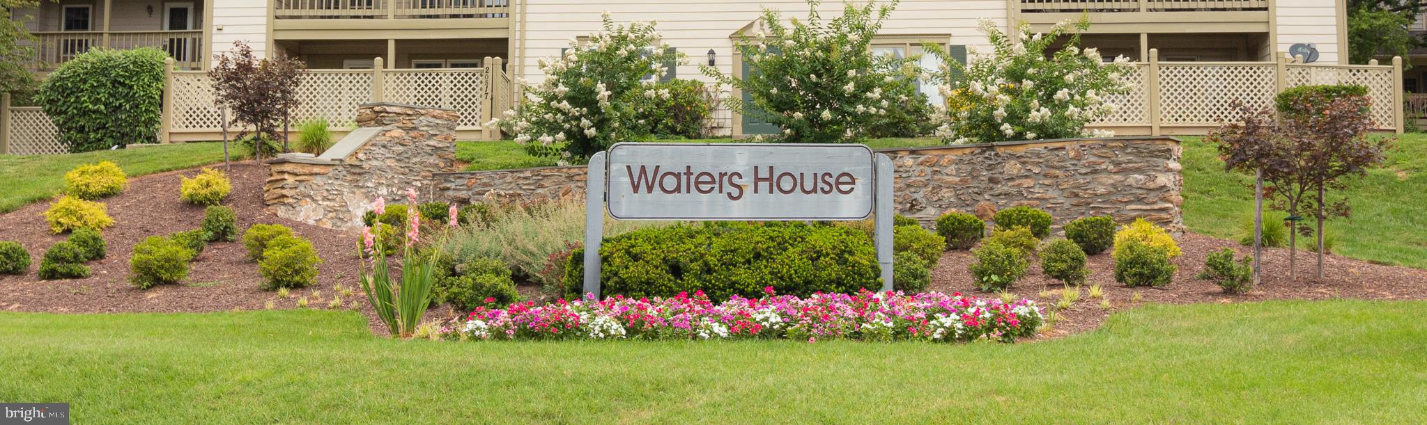 WATERS HOUSE - Residential